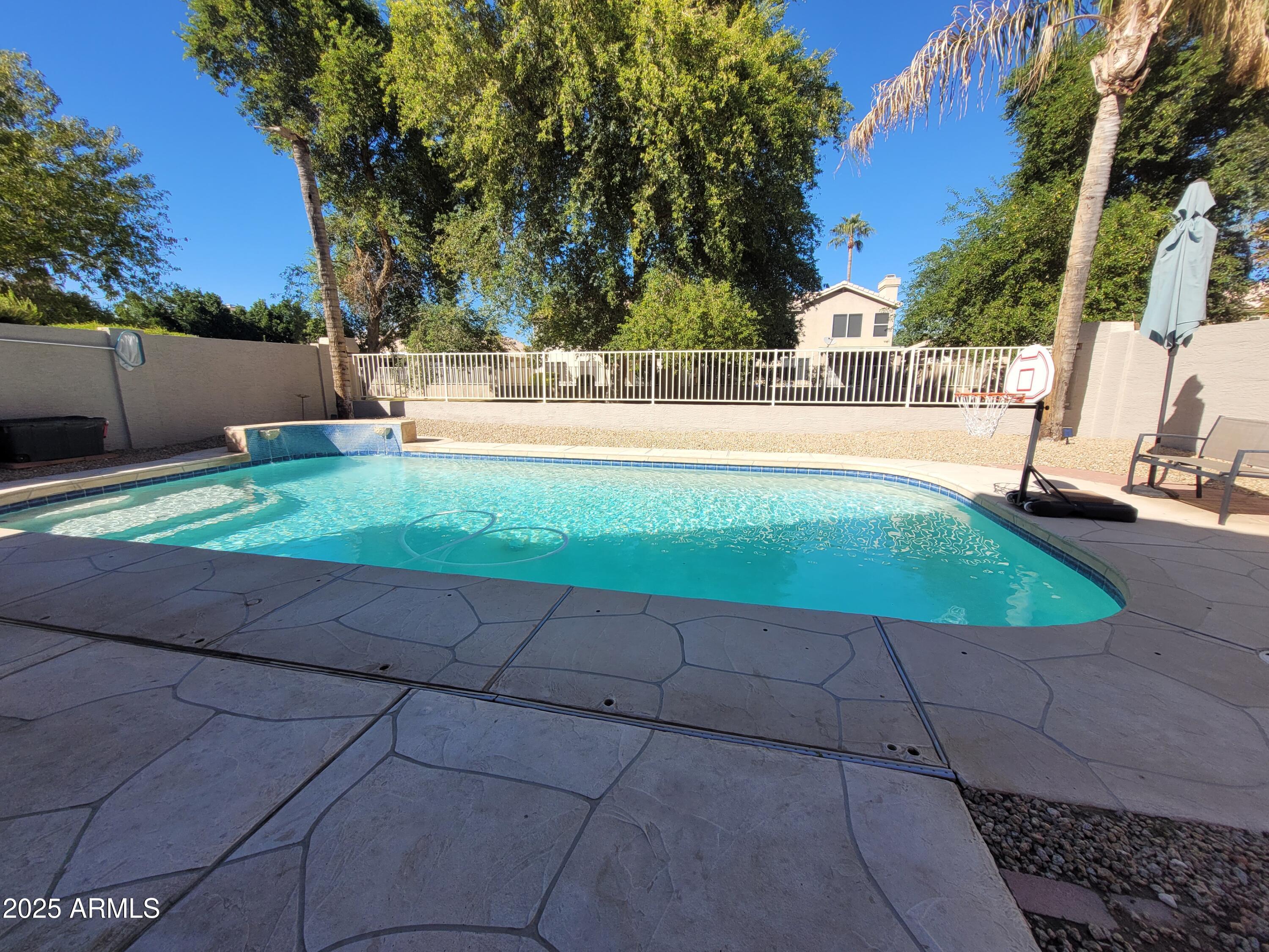 1640 W Gail Drive