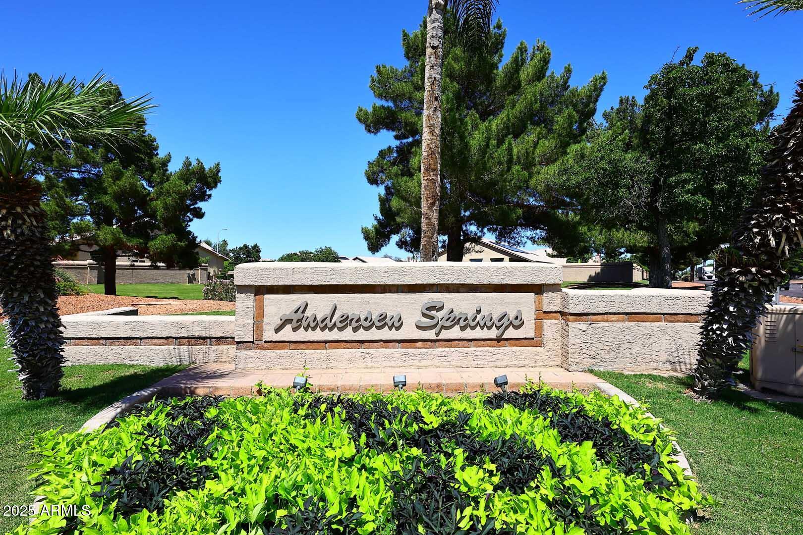 1640 W Gail Drive