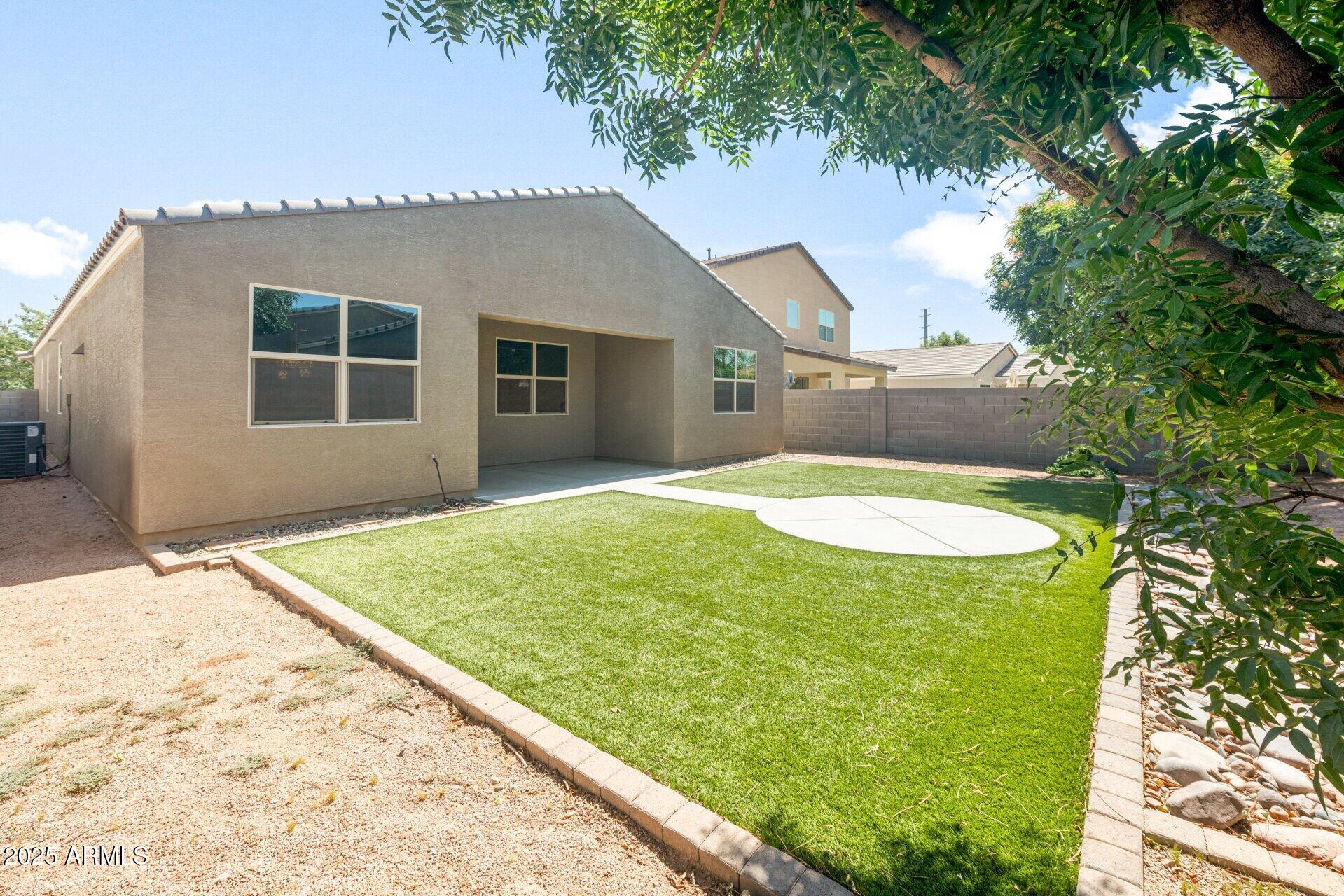 626 W TALLULA Trail