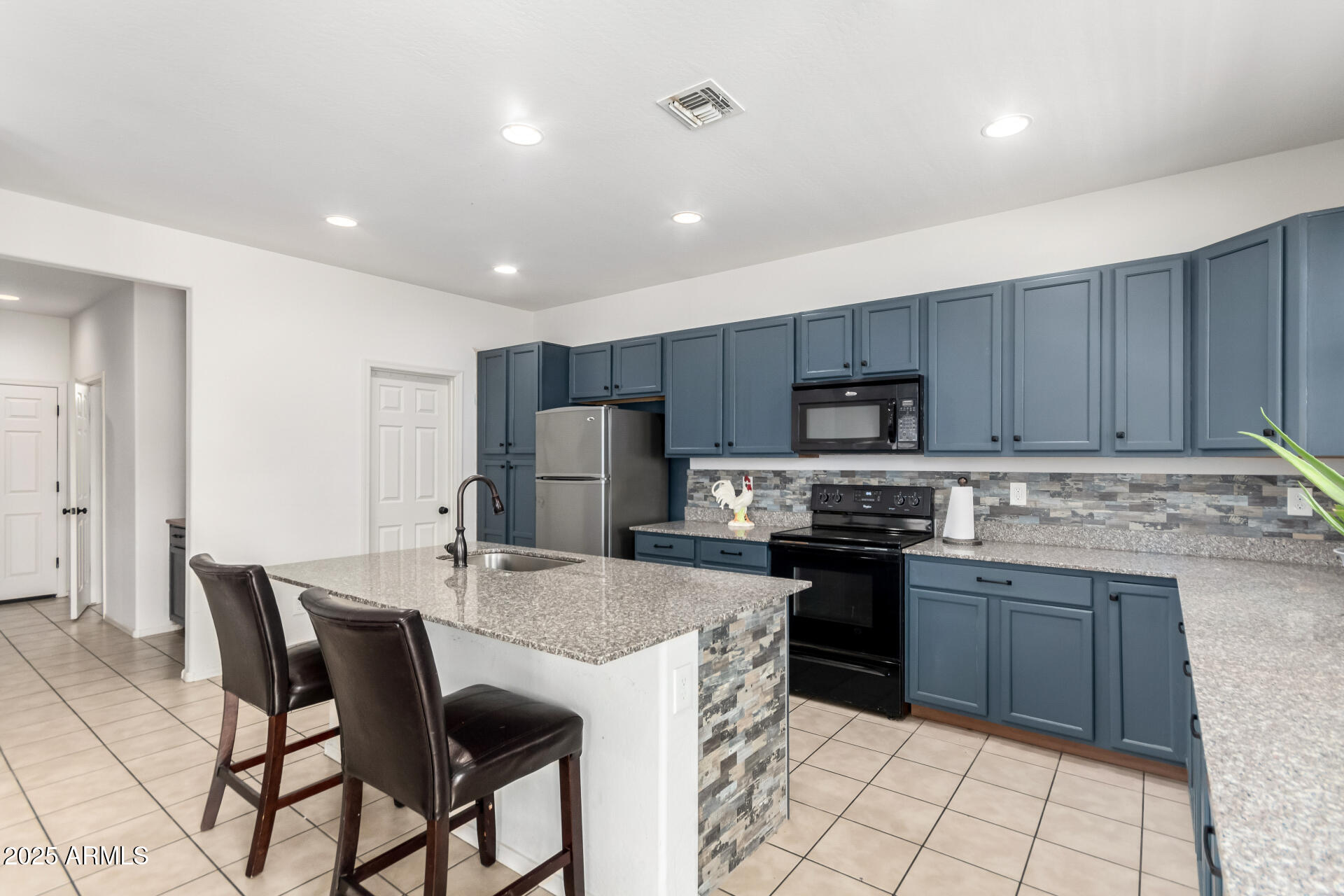 2091 W GARLAND Drive