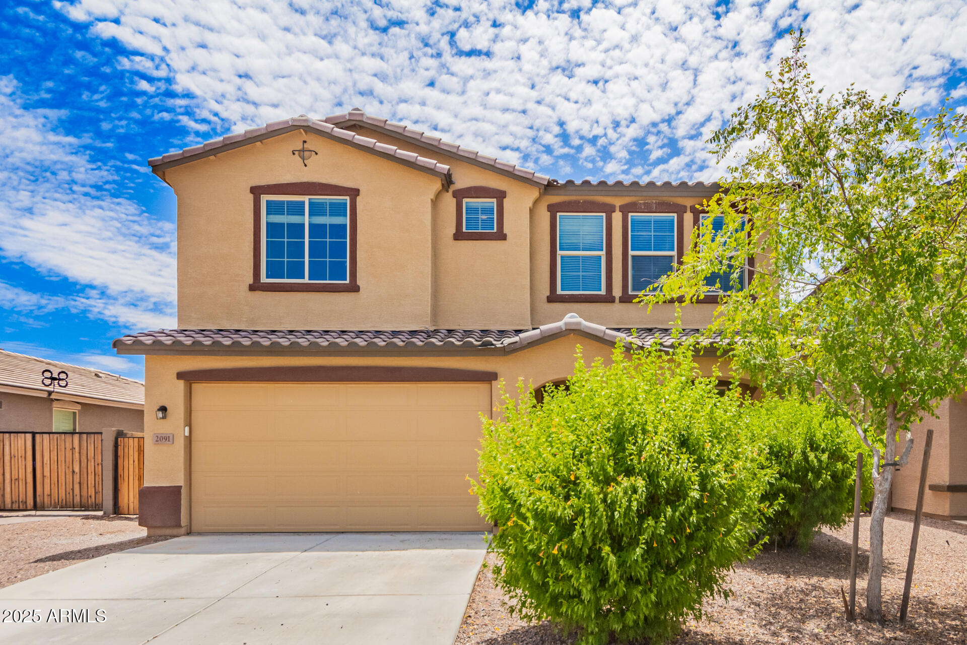 2091 W GARLAND Drive