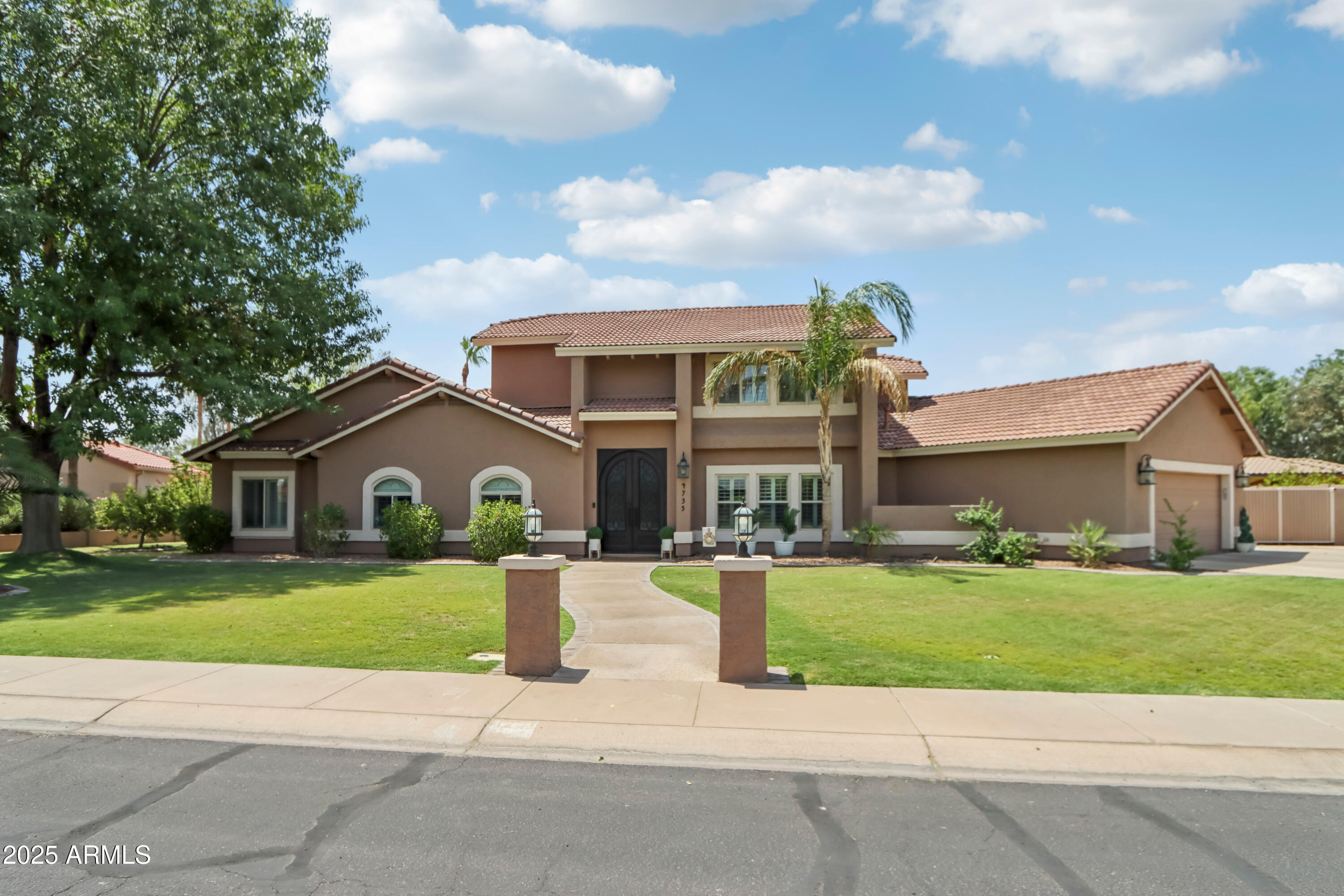 4735 E HARMONY Circle