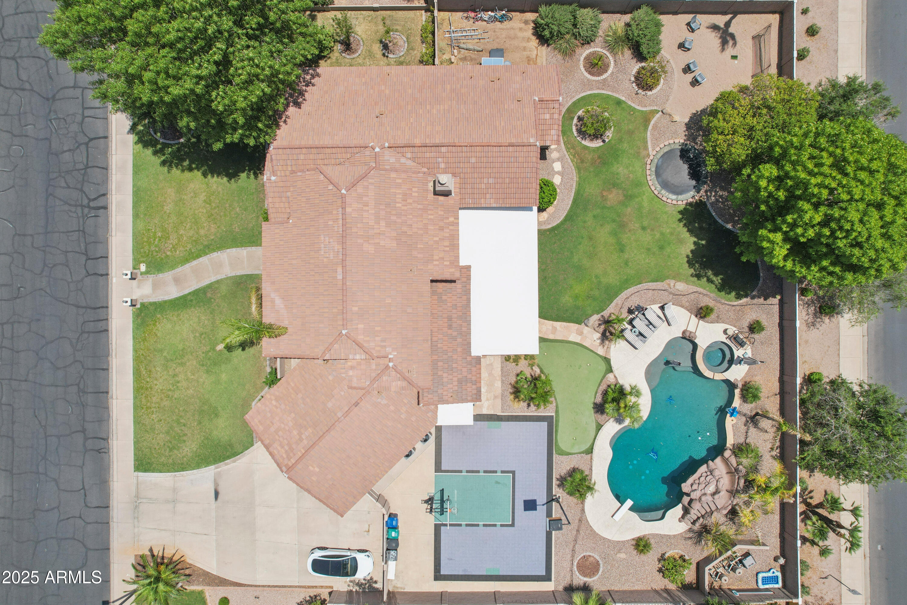 4735 E HARMONY Circle