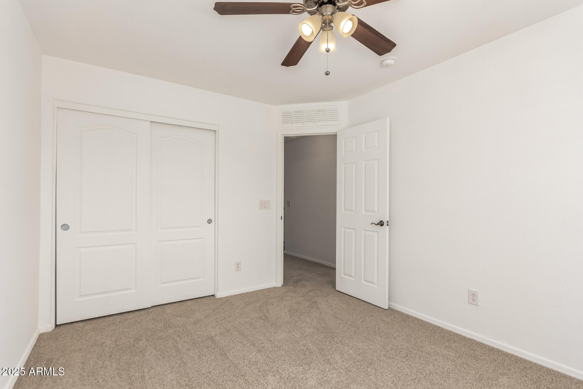23242 W YAVAPAI Street