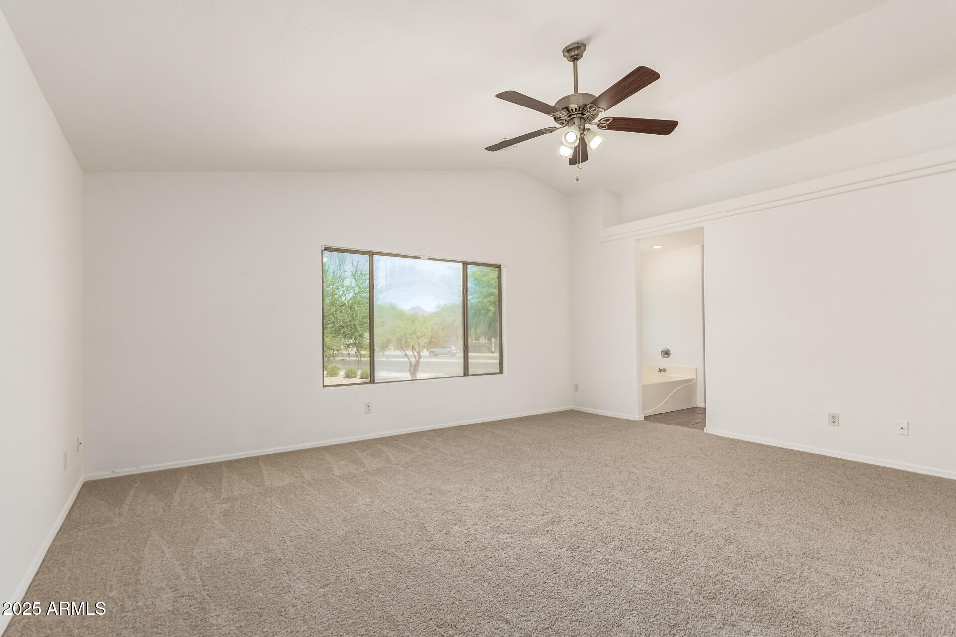 23242 W YAVAPAI Street
