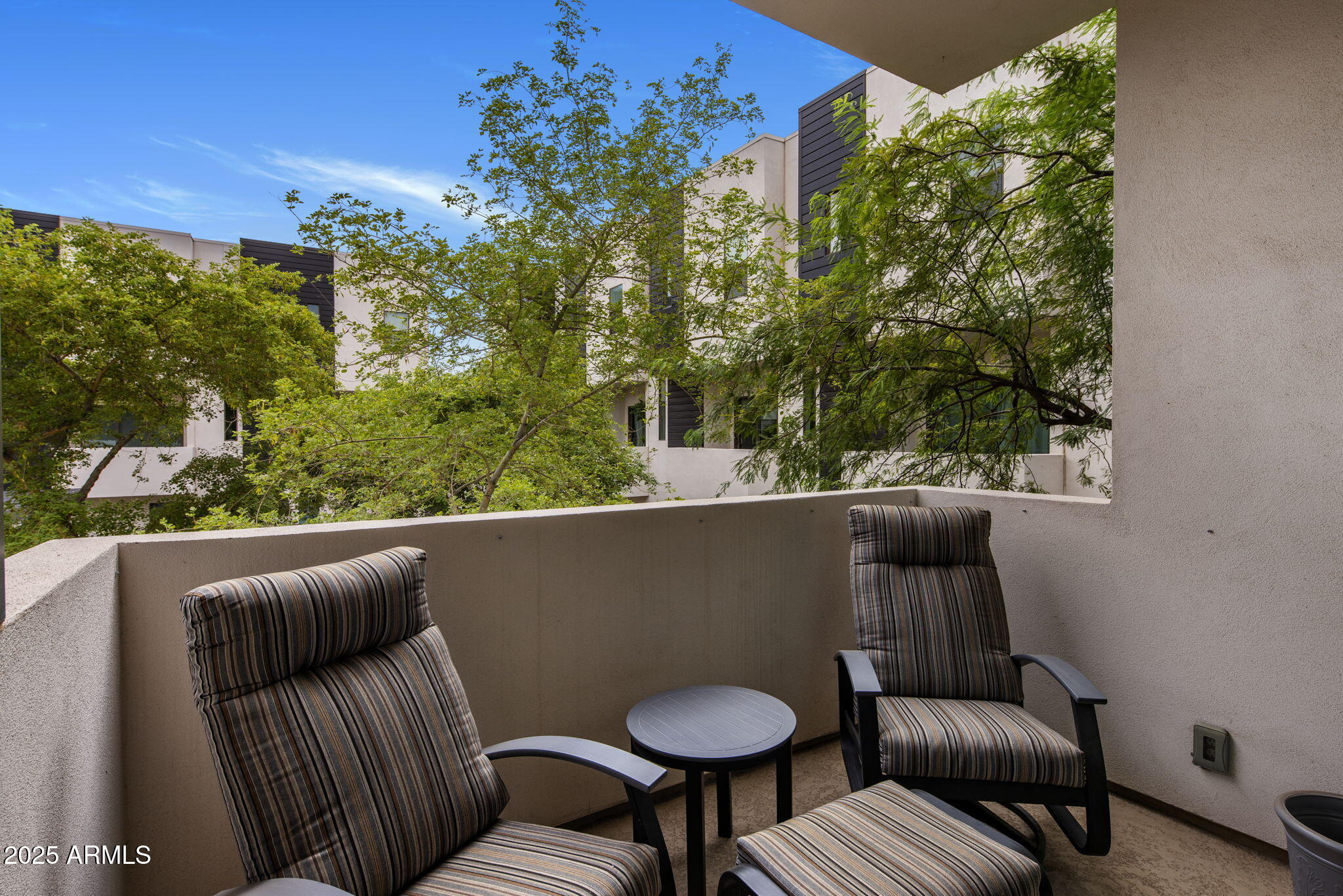 325 E CORONADO Road, 19