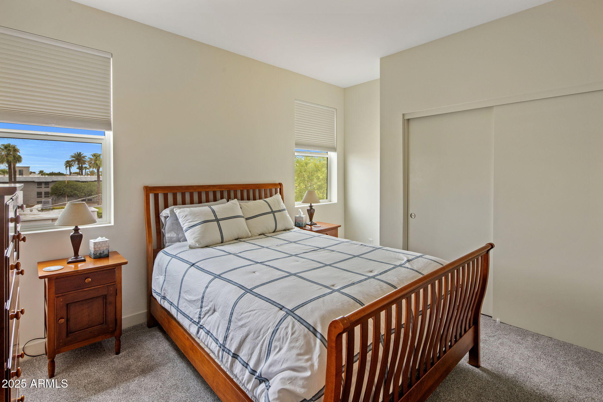 325 E CORONADO Road, 19