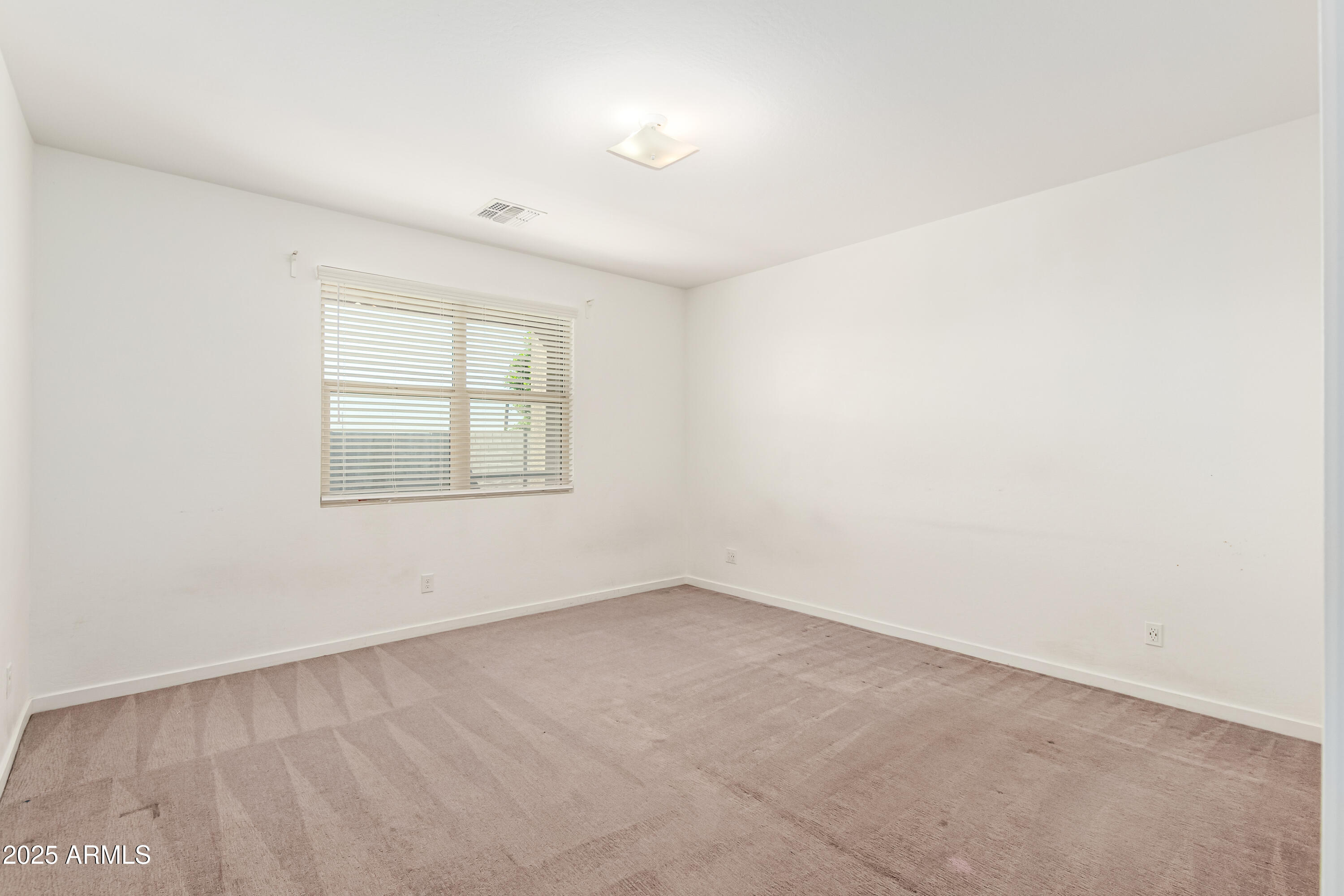 11106 S 56TH Lane