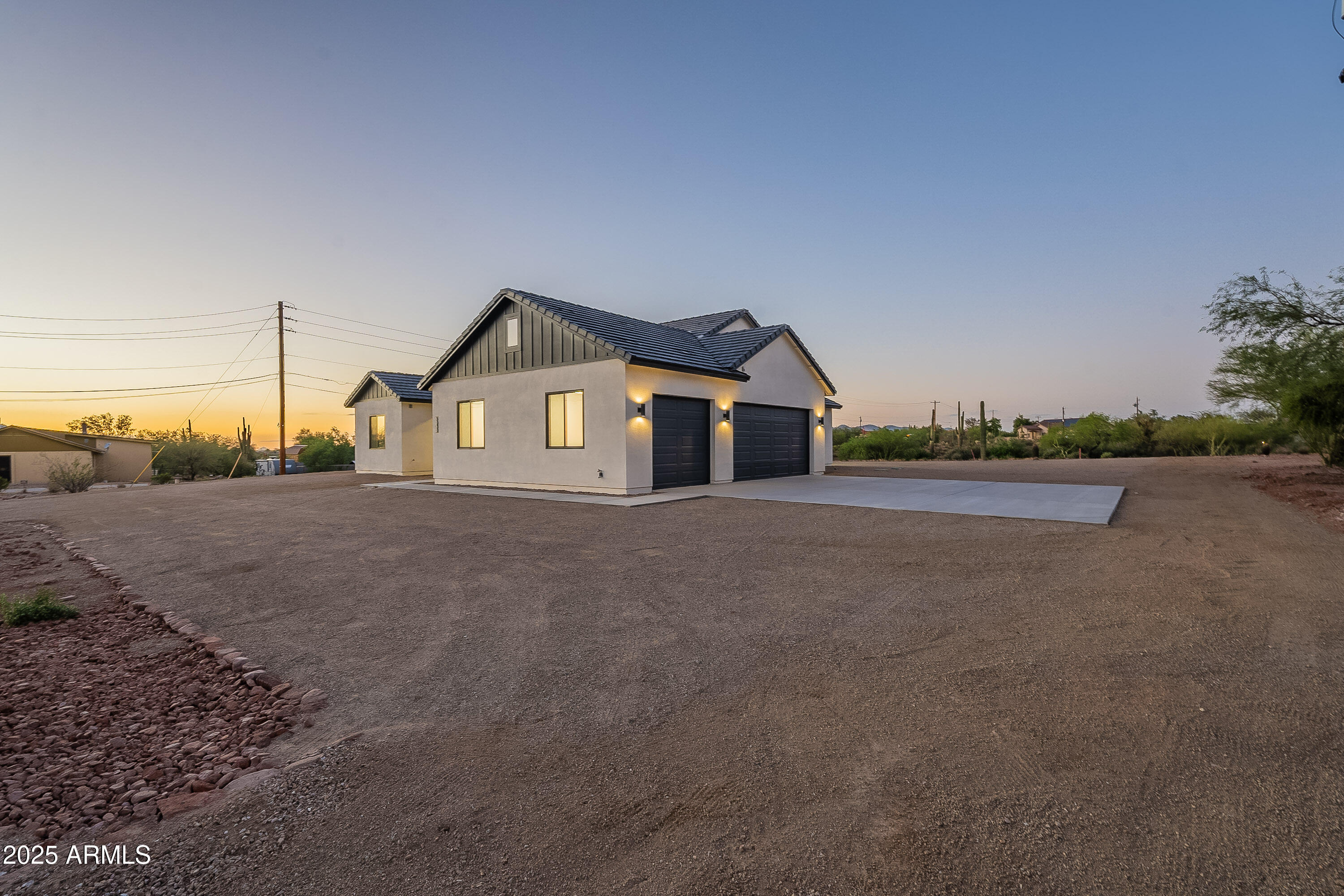 6030 E Southern Avenue