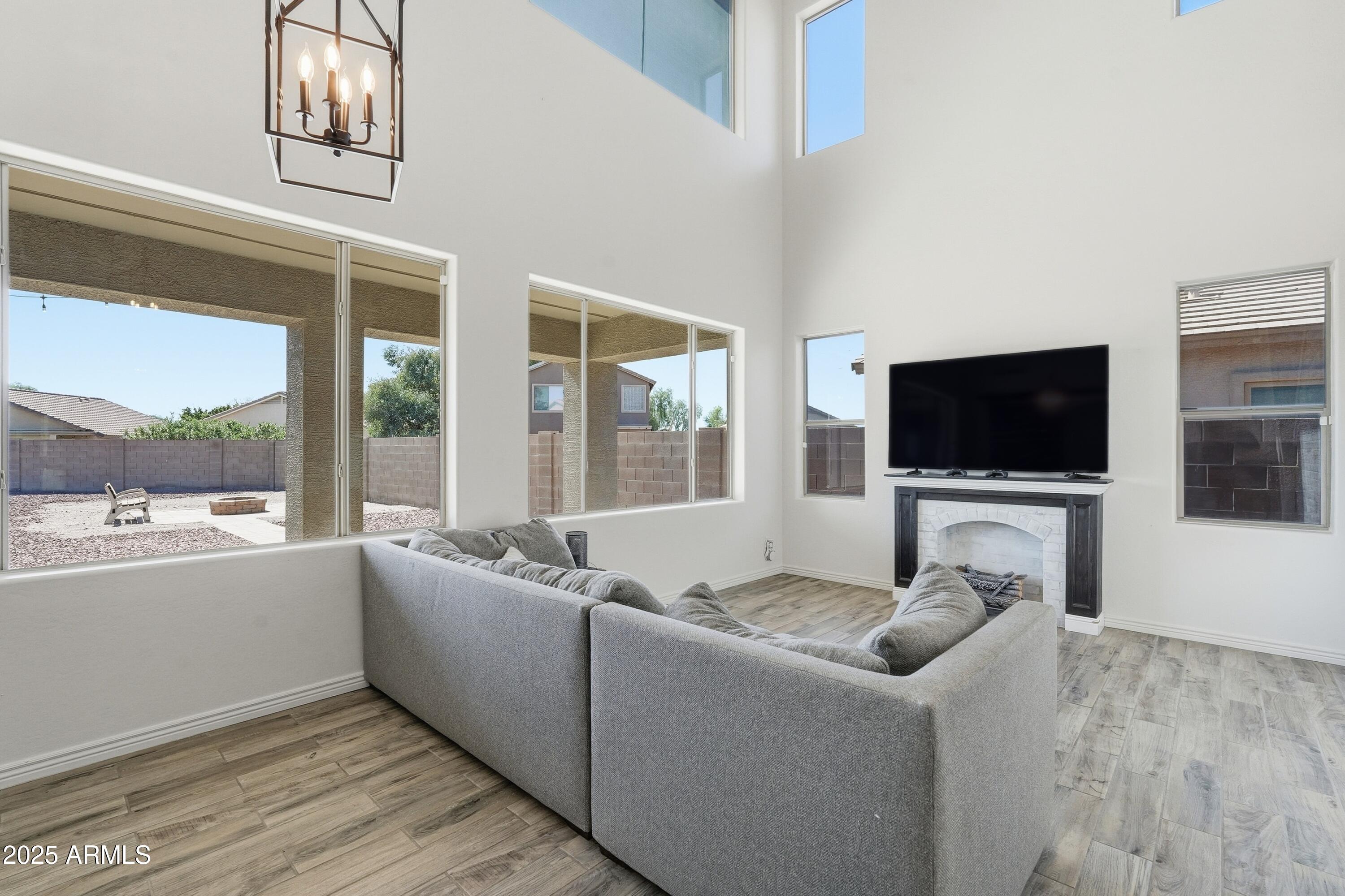 43381 W RIO BRAVO Drive