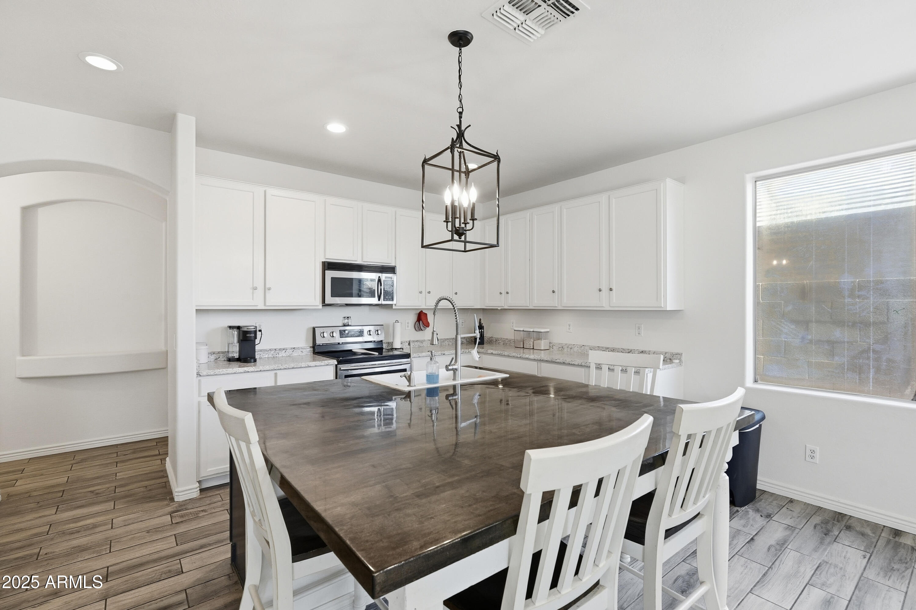 43381 W RIO BRAVO Drive