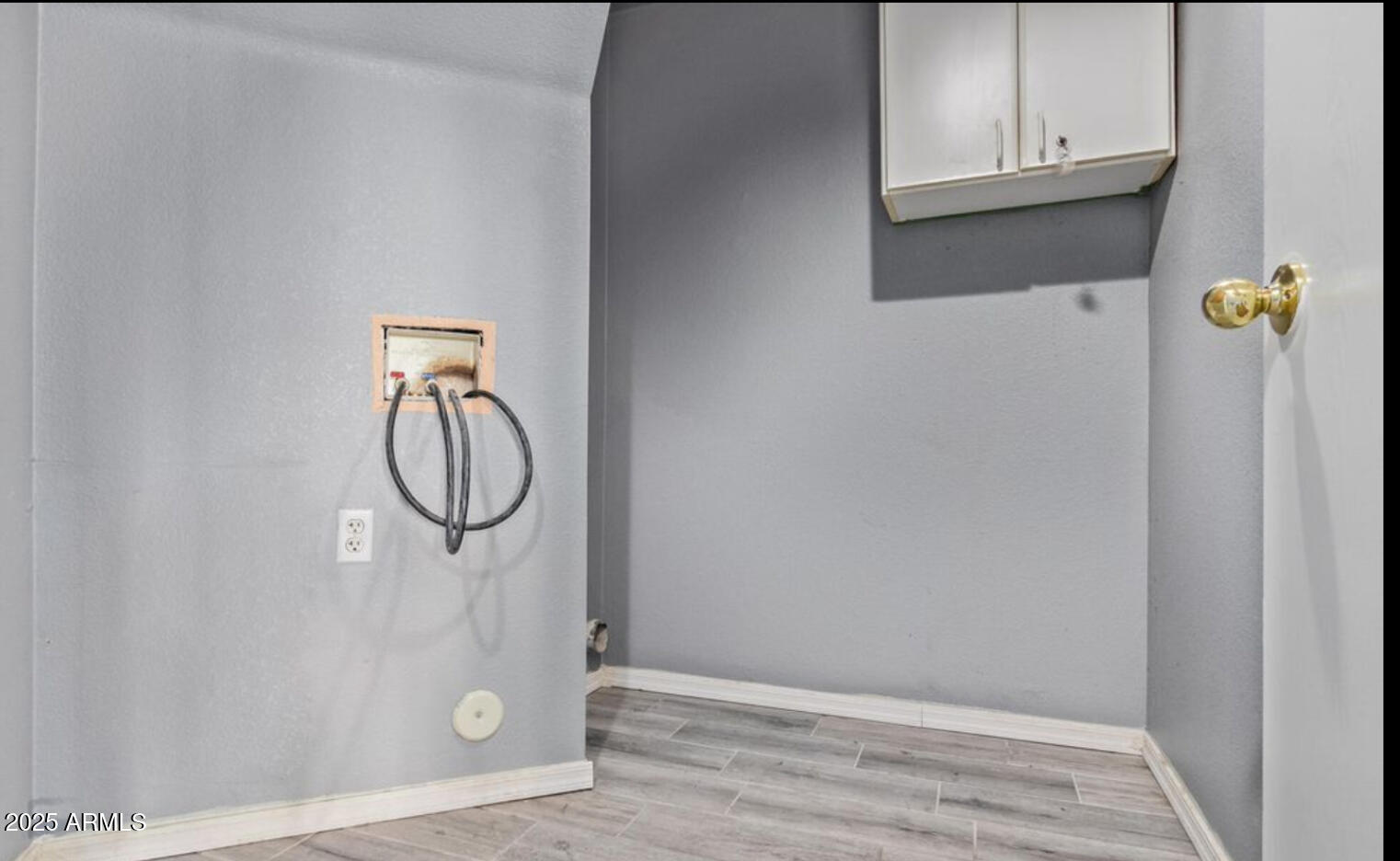 280 S ELIZABETH Way 14