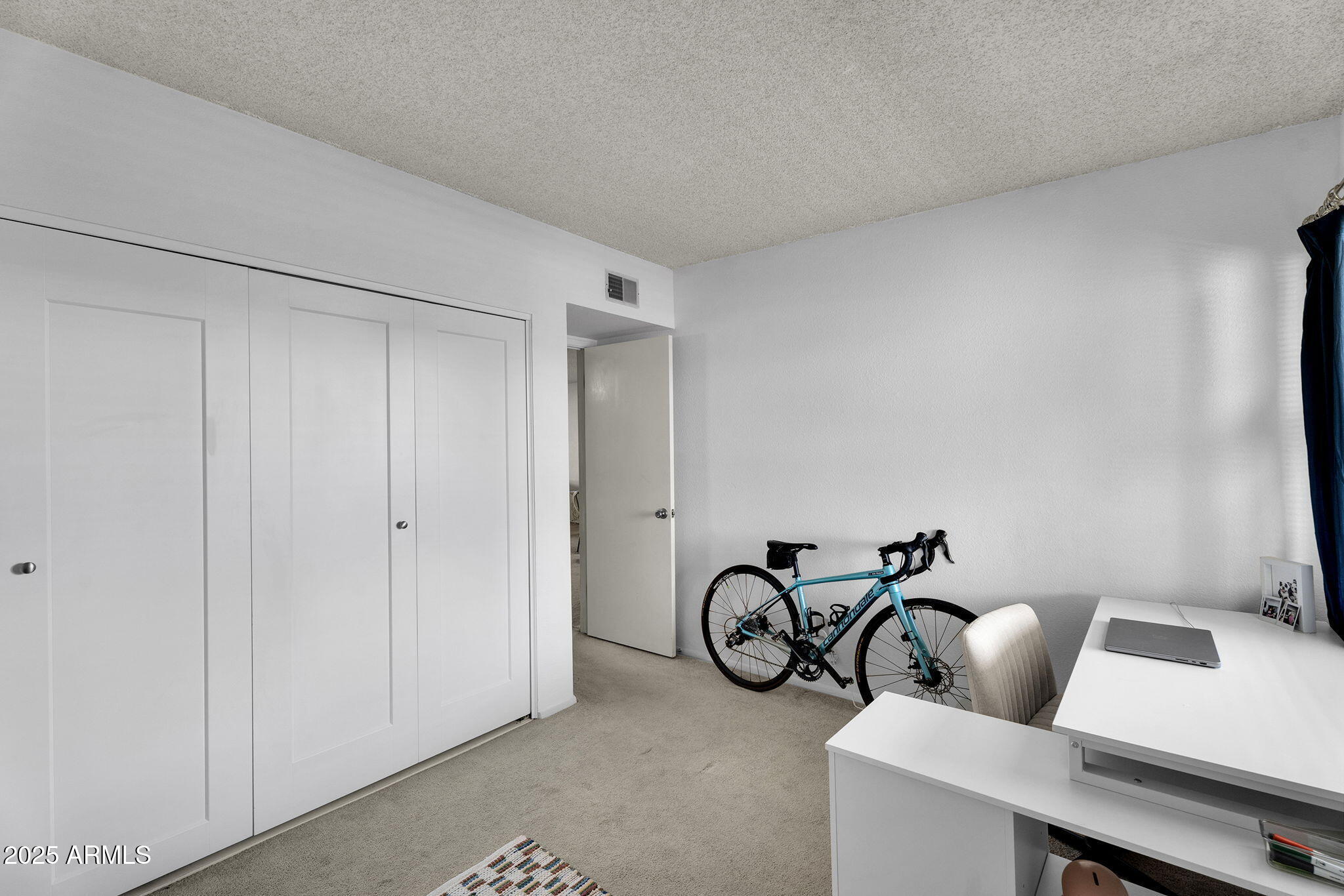 10828 N BILTMORE Drive 223