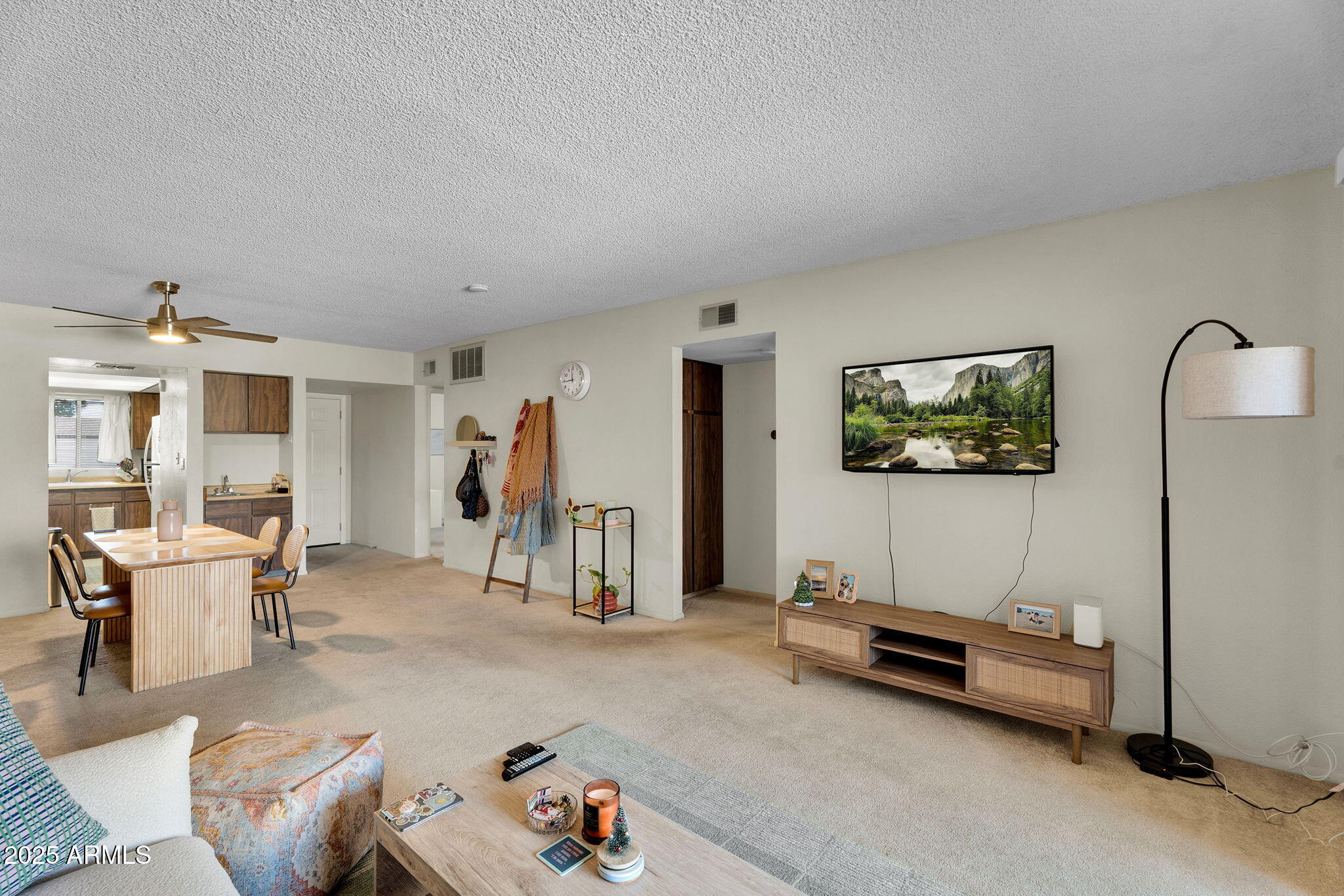 10828 N BILTMORE Drive 223