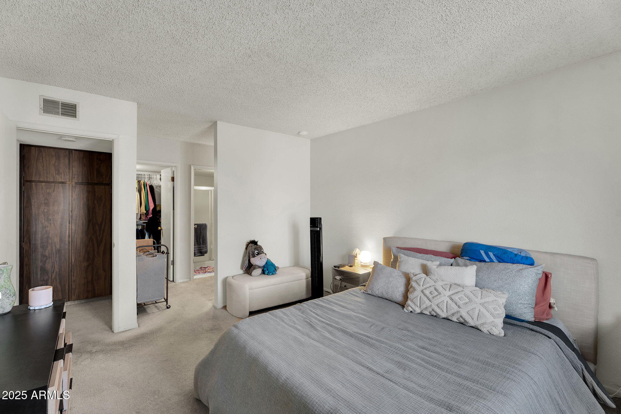 10828 N BILTMORE Drive 223