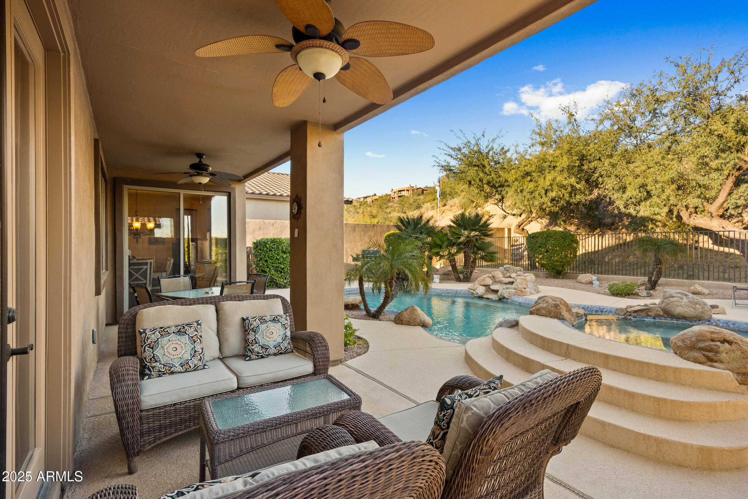 9811 N DESERT ROSE Drive