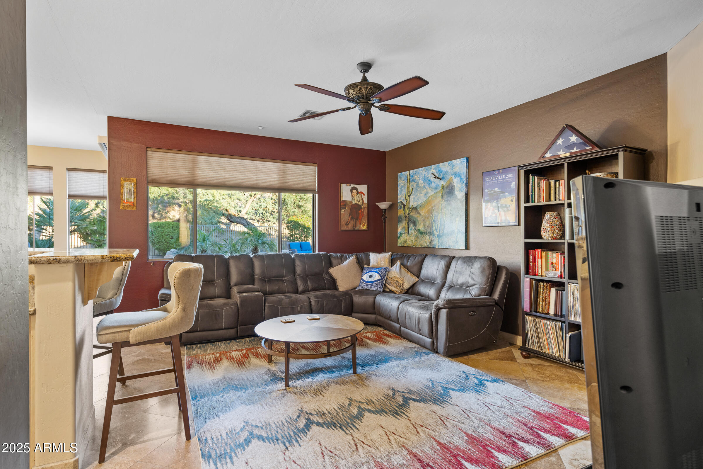 9811 N DESERT ROSE Drive