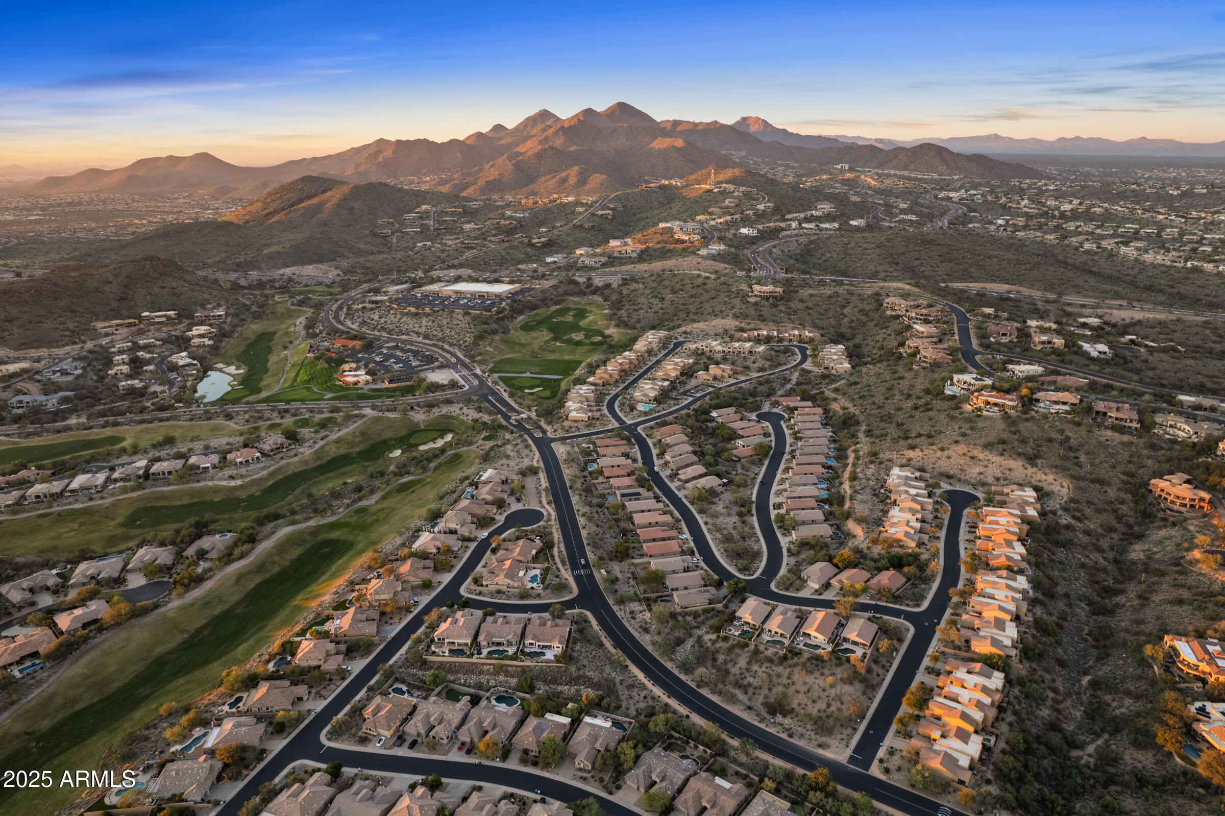 9811 N DESERT ROSE Drive