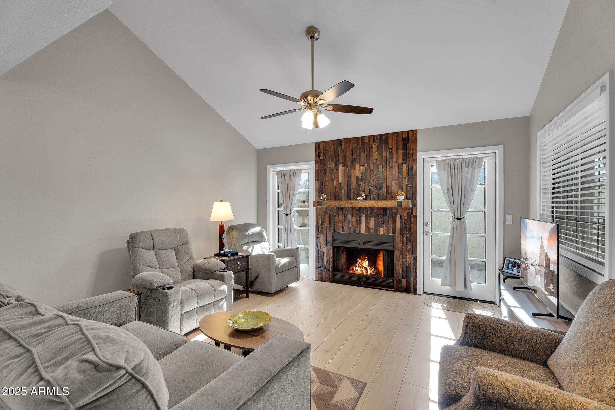 1222 W BASELINE Road 176