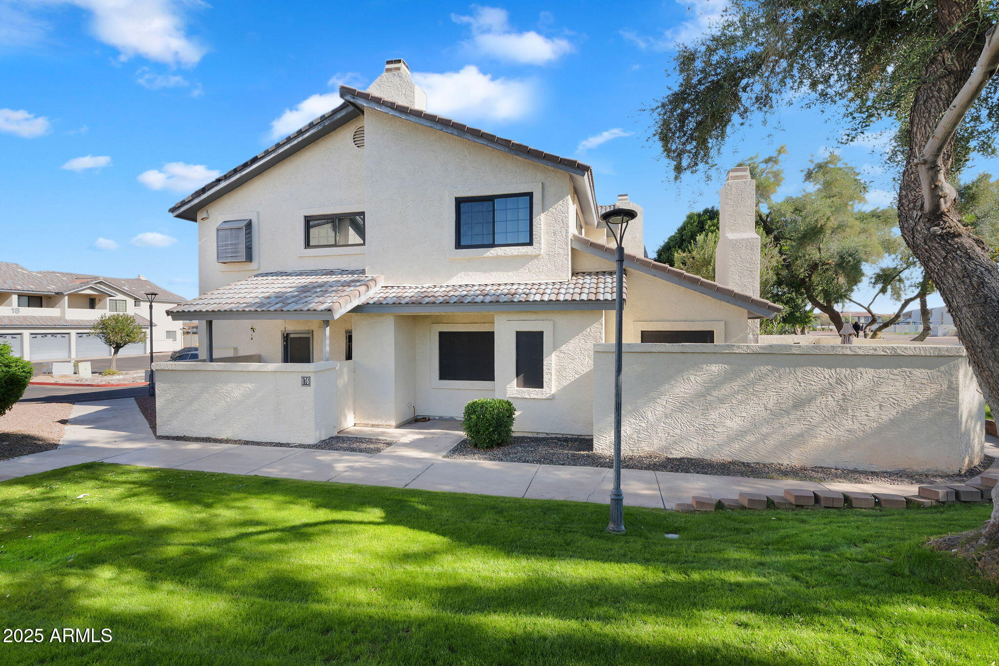 1222 W BASELINE Road 176