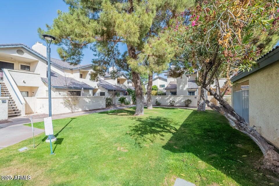 1222 W BASELINE Road 176