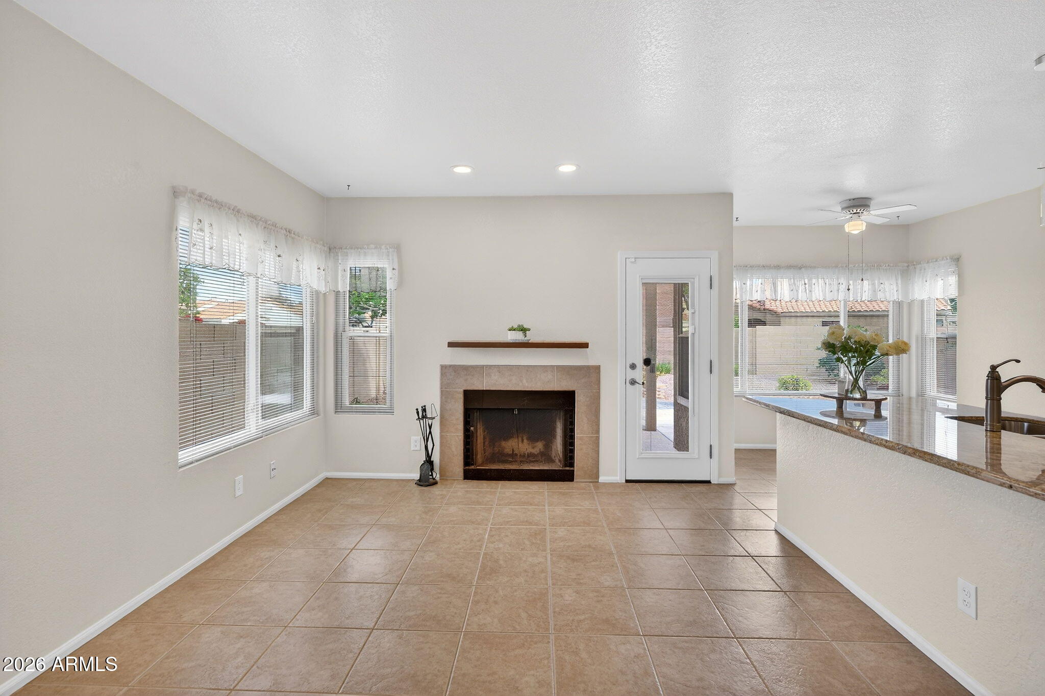 310 E VAUGHN Avenue