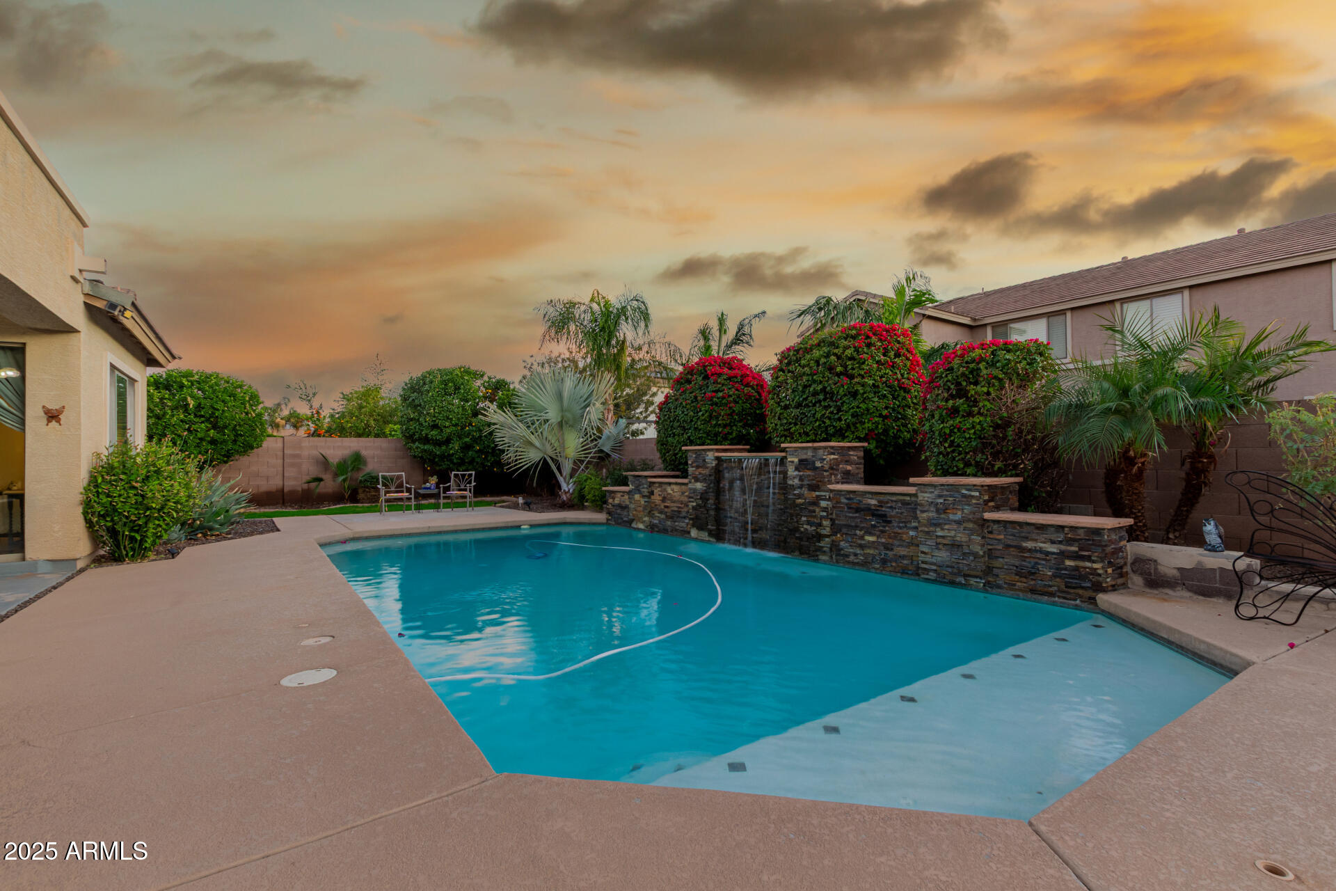 19145 E MOCKINGBIRD Drive