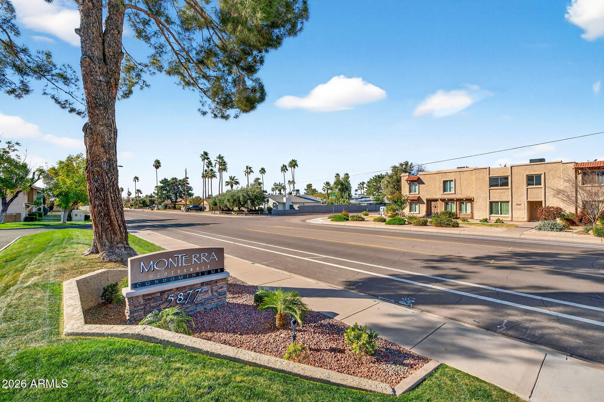 5877 N GRANITE REEF Road 1134