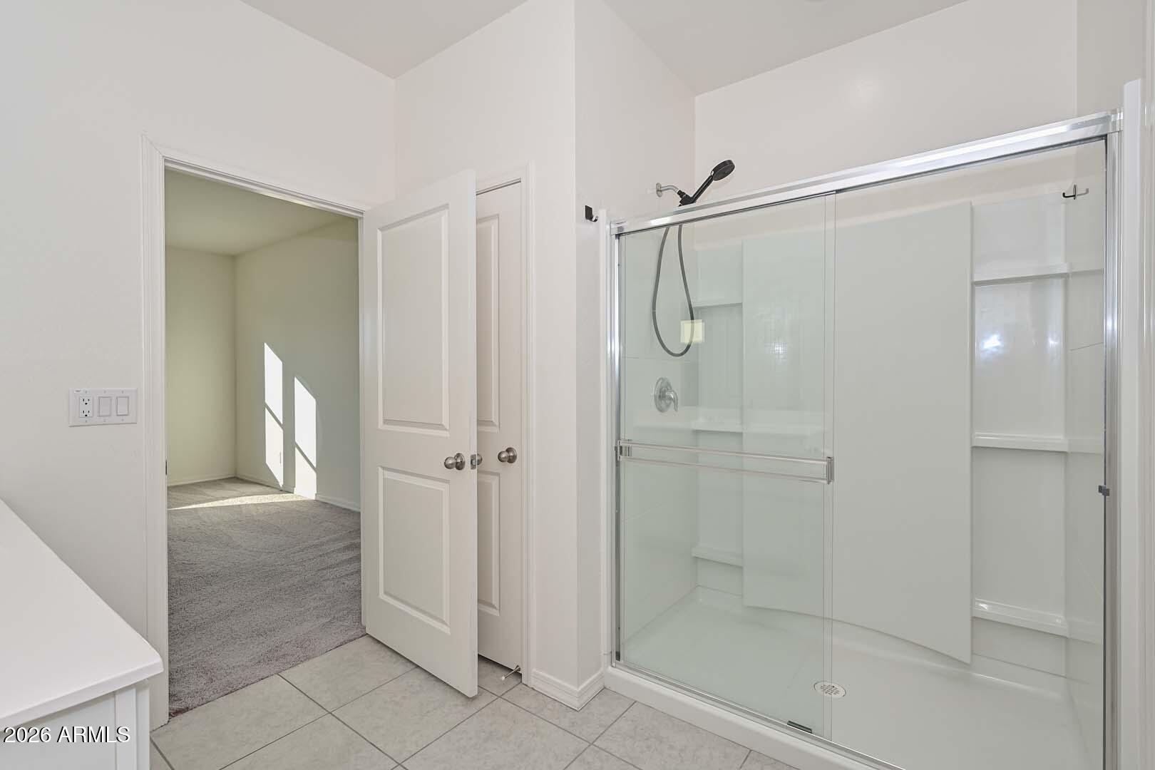 5531 W Willow Ridge Drive