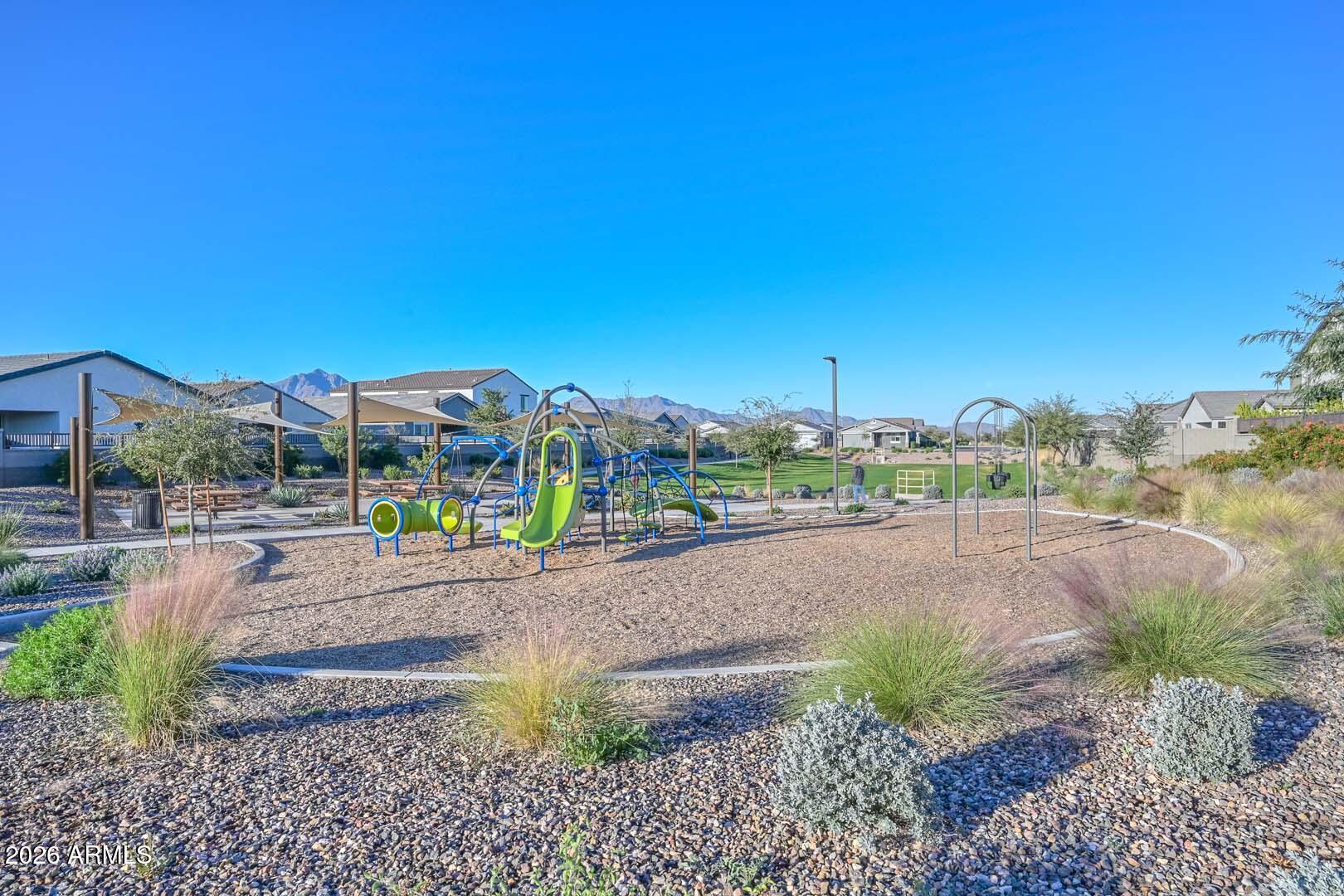 5531 W Willow Ridge Drive