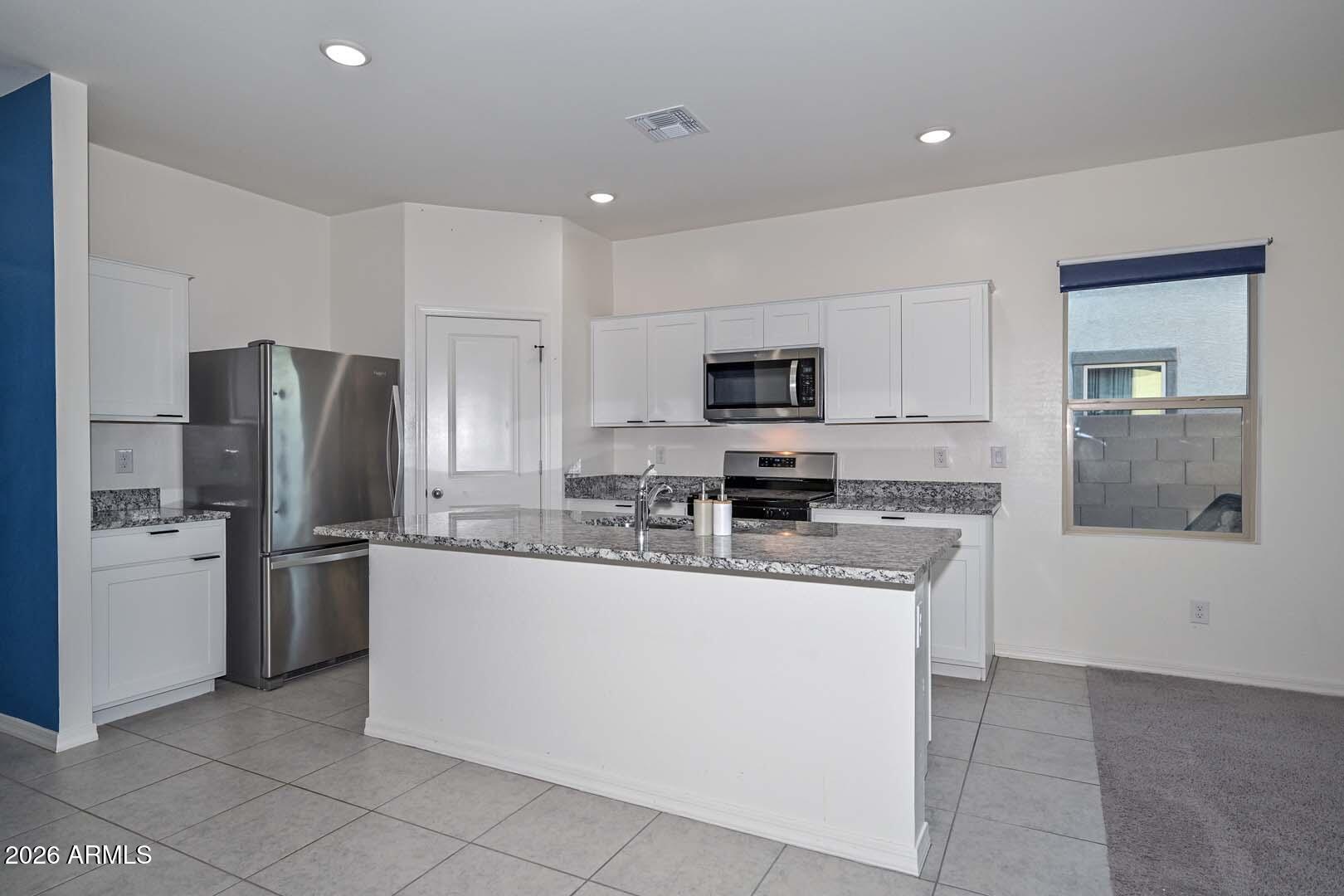 5531 W Willow Ridge Drive