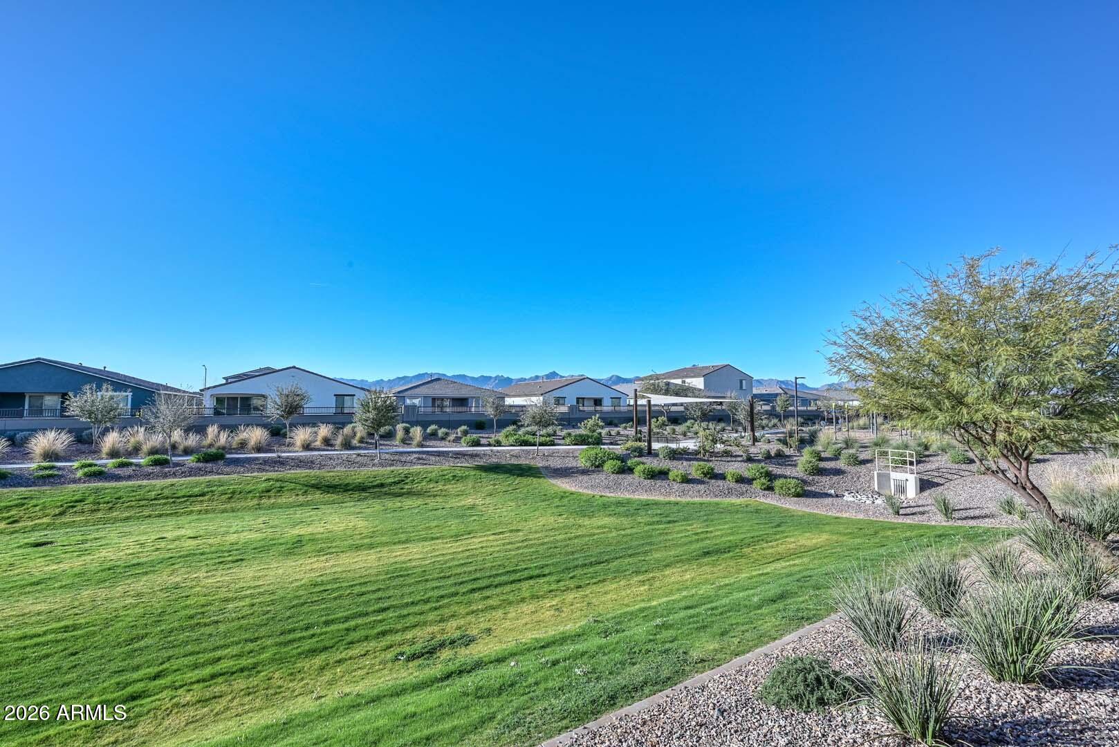 5531 W Willow Ridge Drive