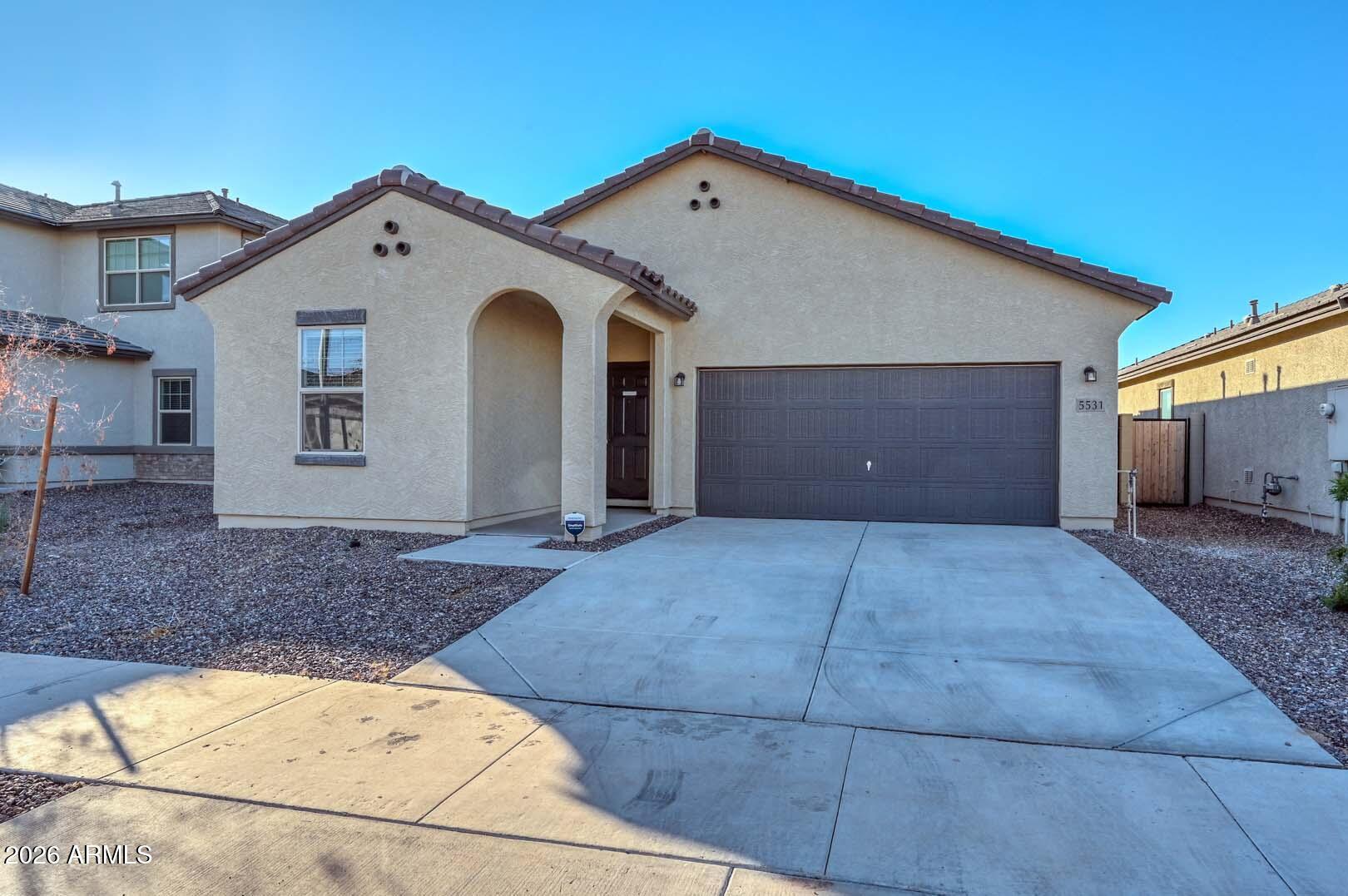 5531 W Willow Ridge Drive
