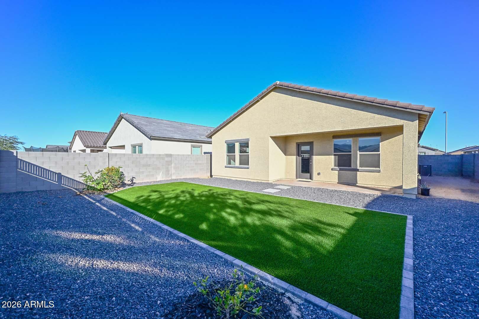 5531 W Willow Ridge Drive