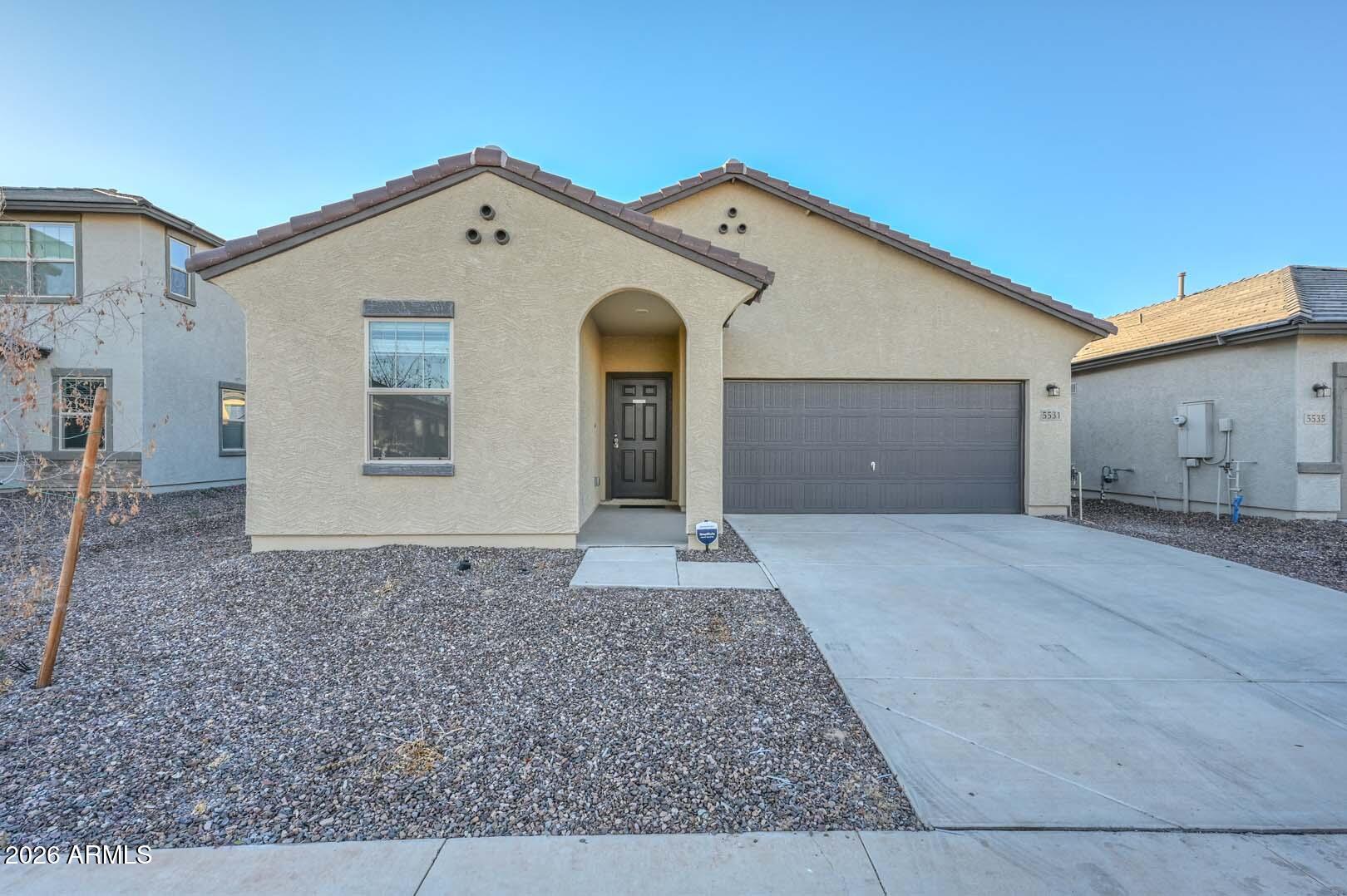 5531 W Willow Ridge Drive