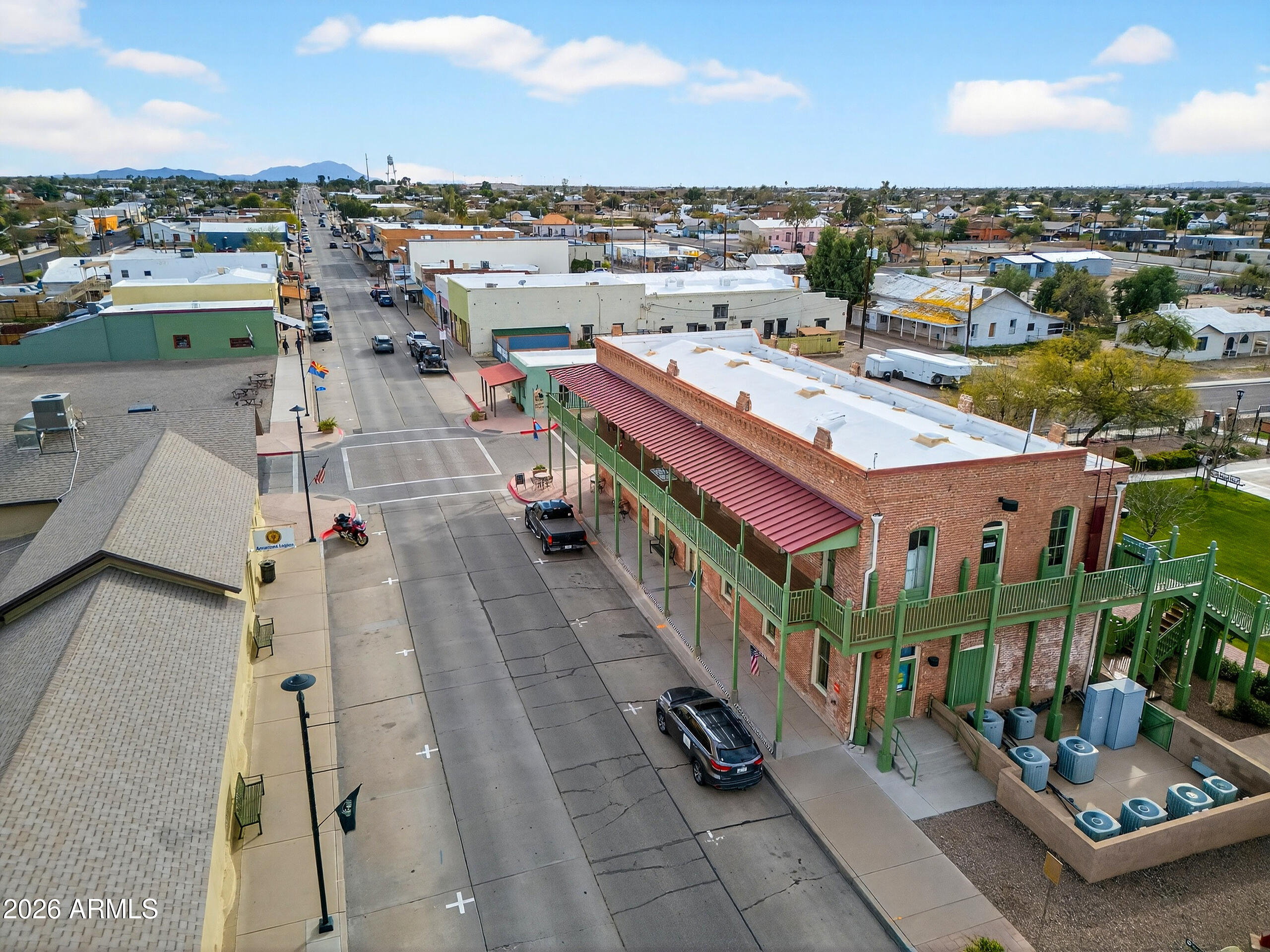 633 N PINAL Street