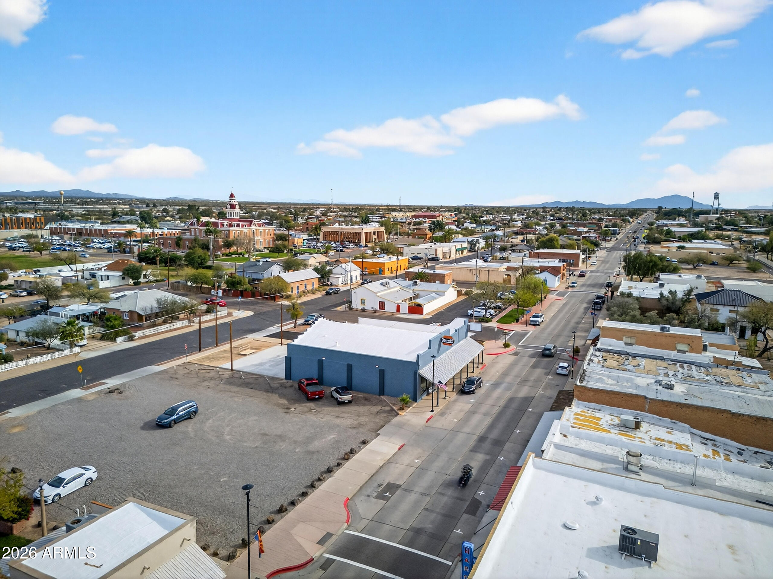 633 N PINAL Street