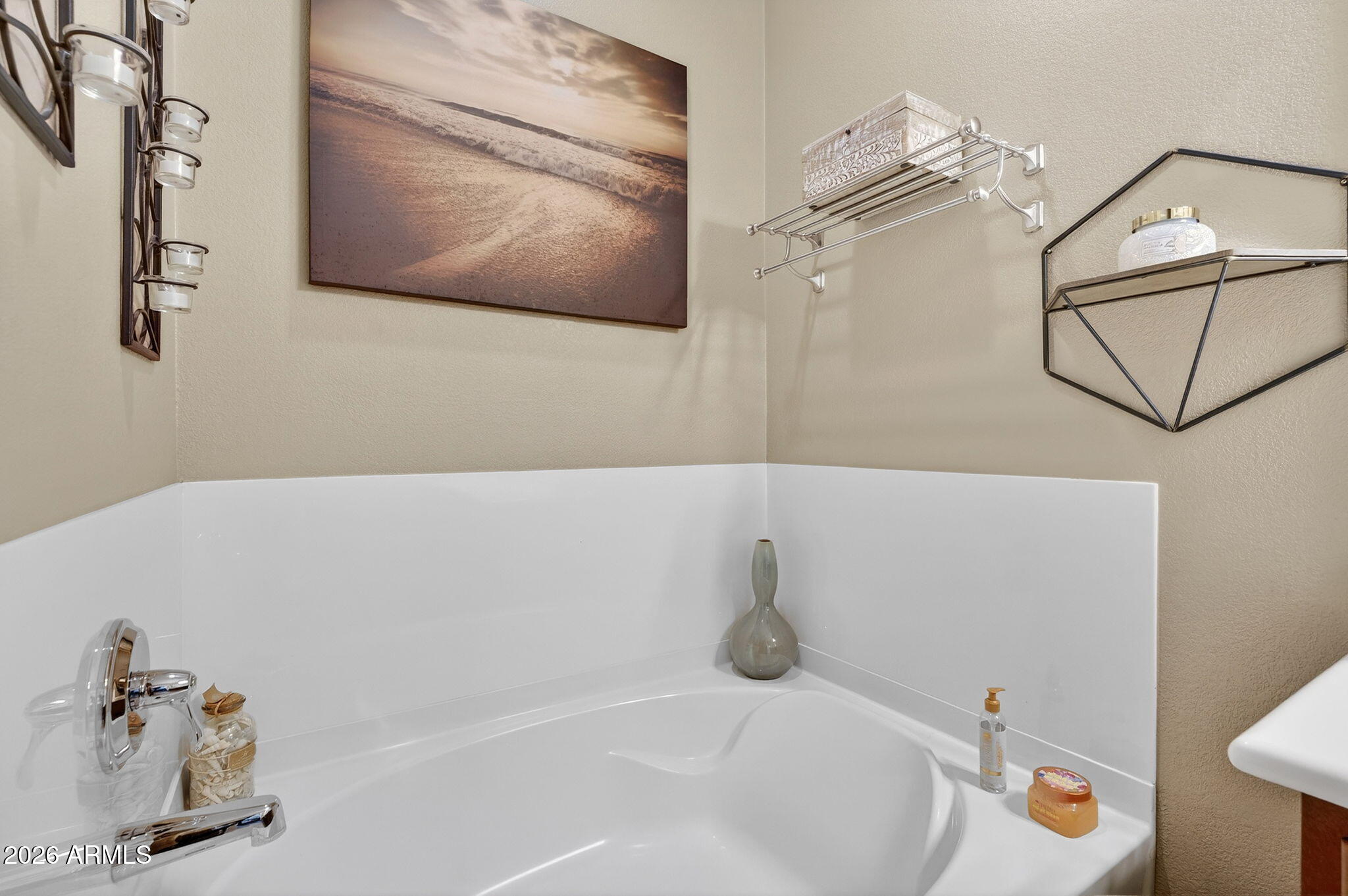 4528 W CRESCENT Road