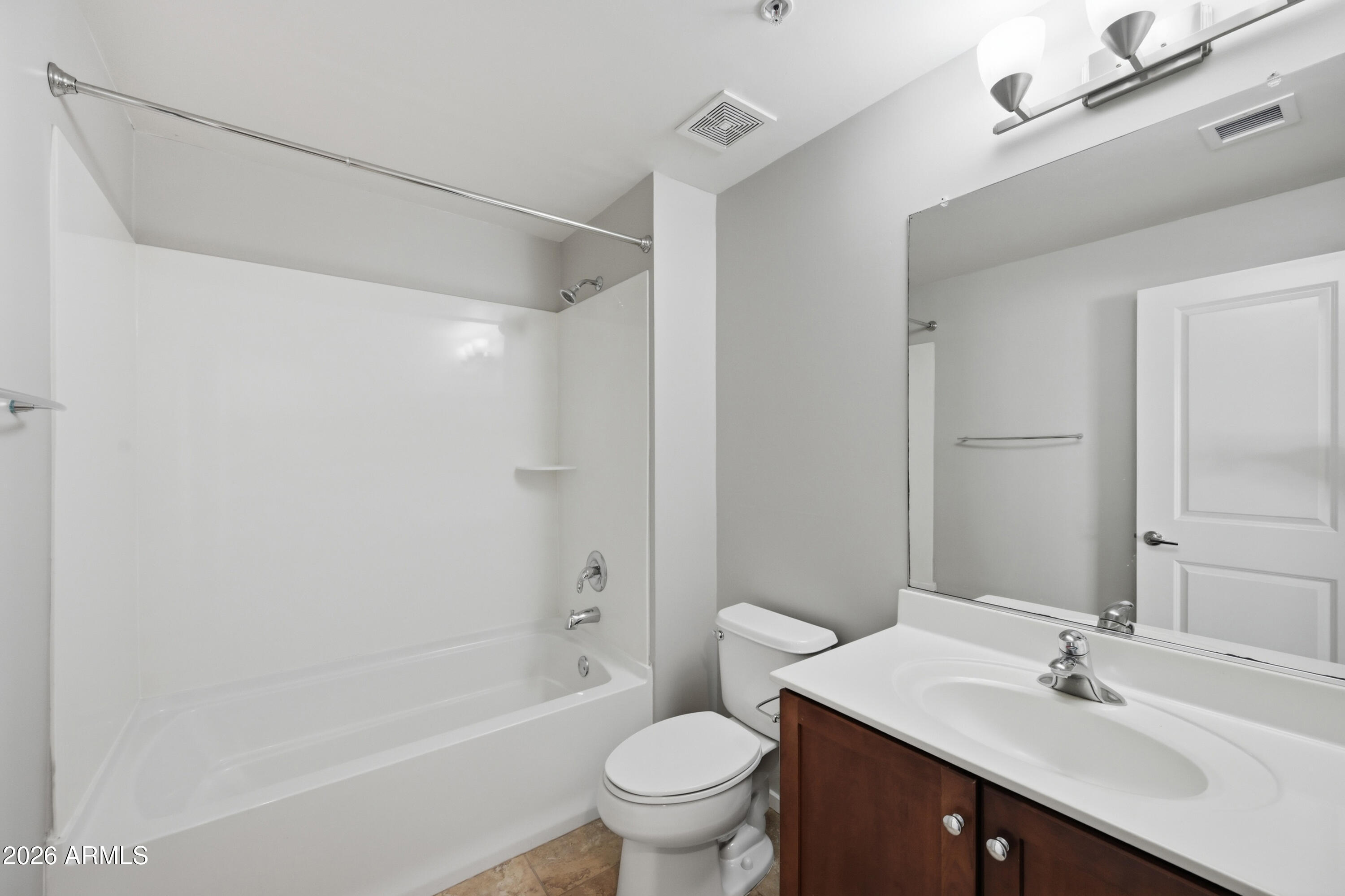 526 W 1ST Street 106