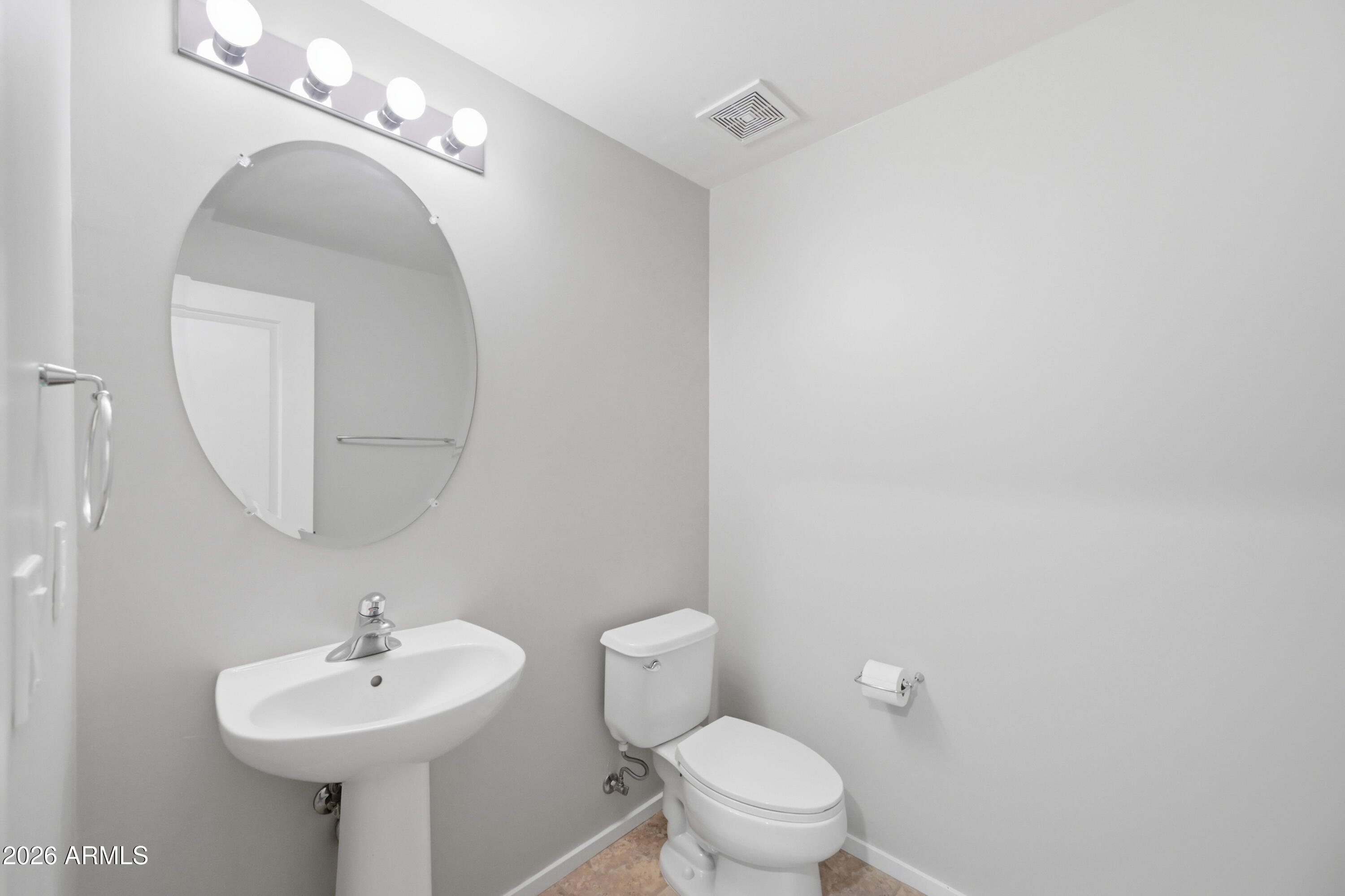 526 W 1ST Street 106