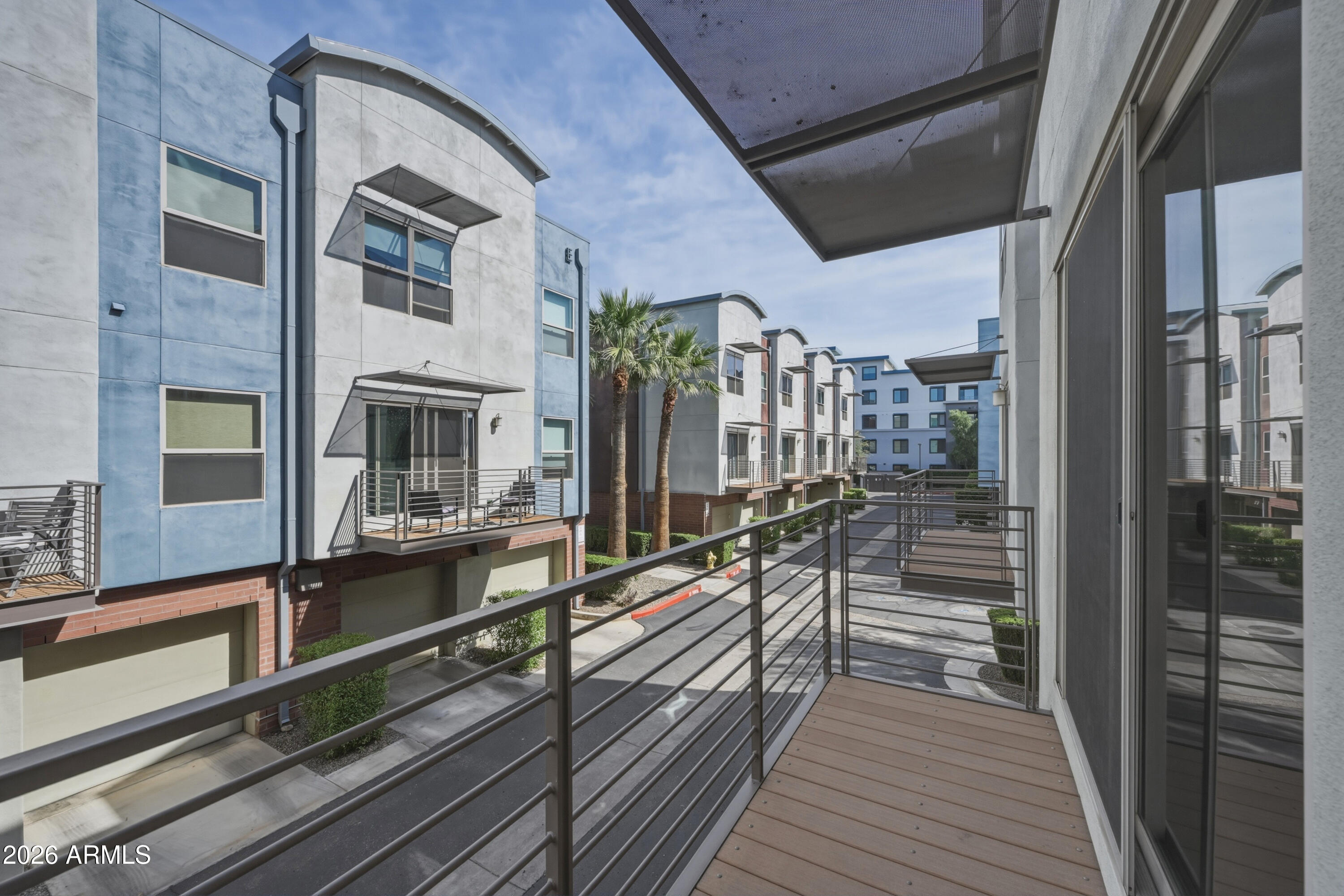 526 W 1ST Street 106