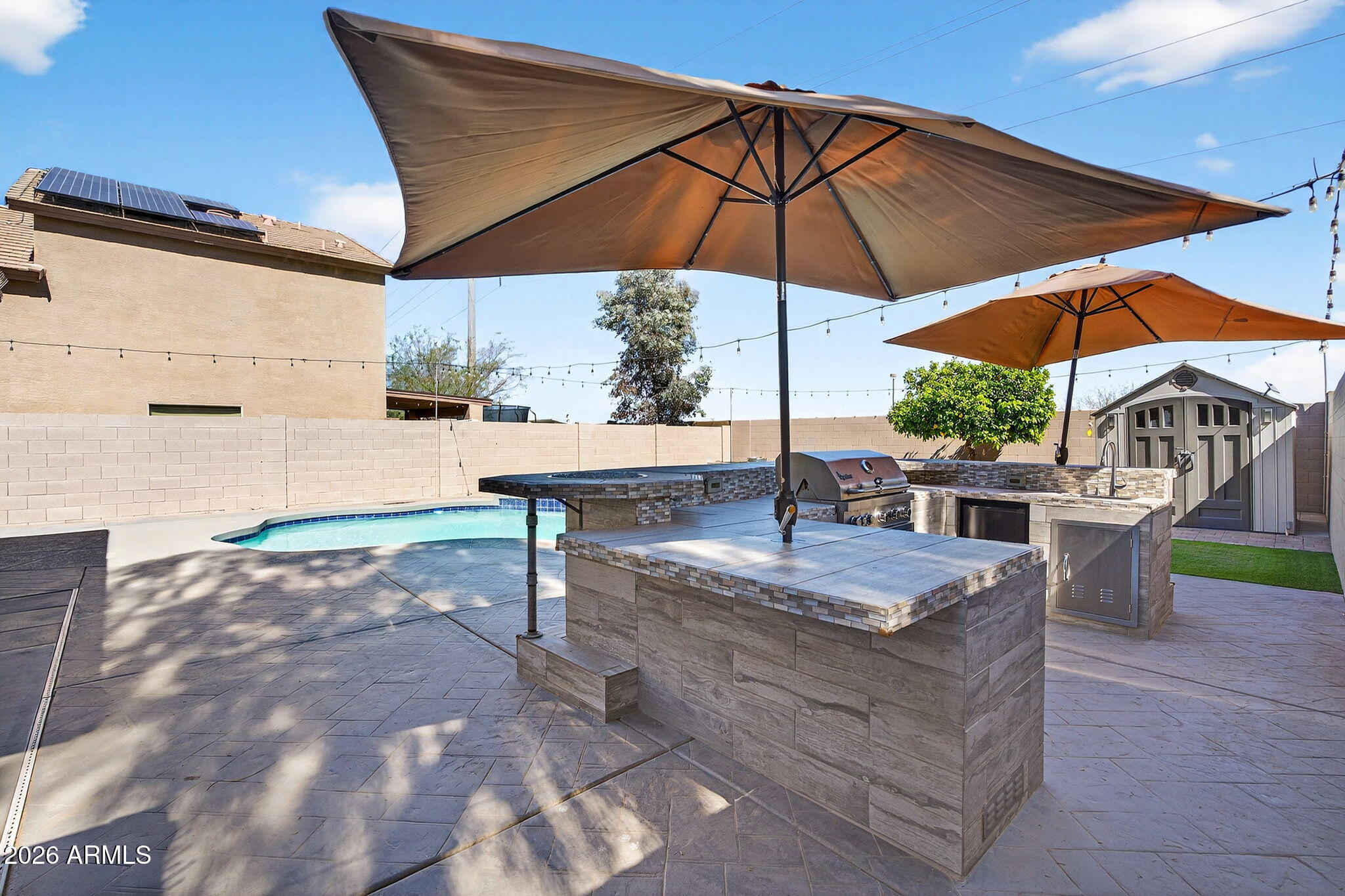 22443 N DAVIS Way