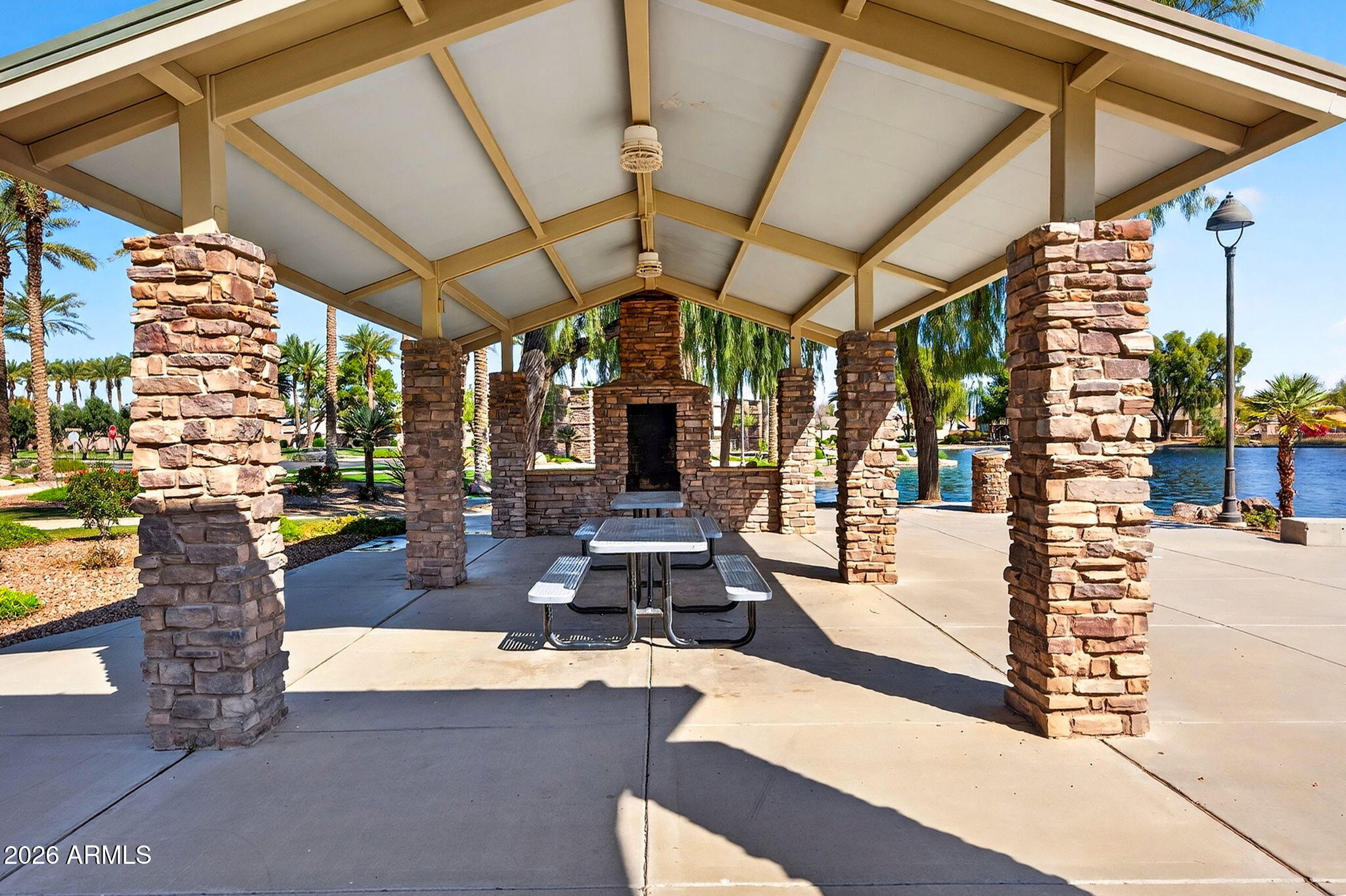 22443 N DAVIS Way