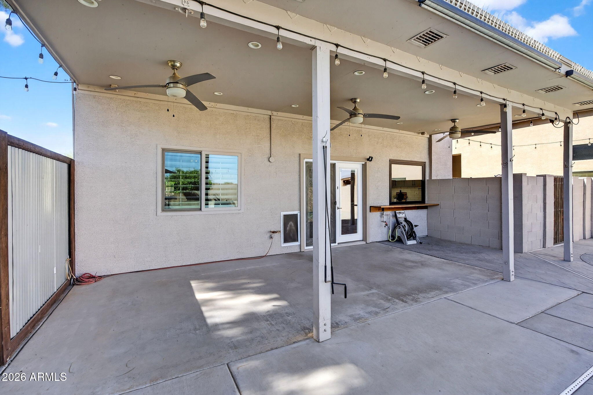 22443 N DAVIS Way