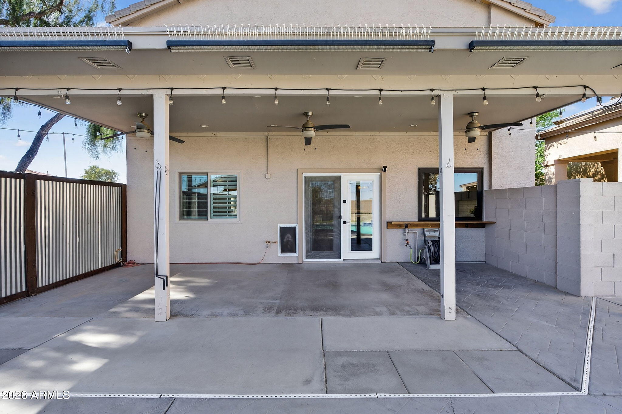 22443 N DAVIS Way