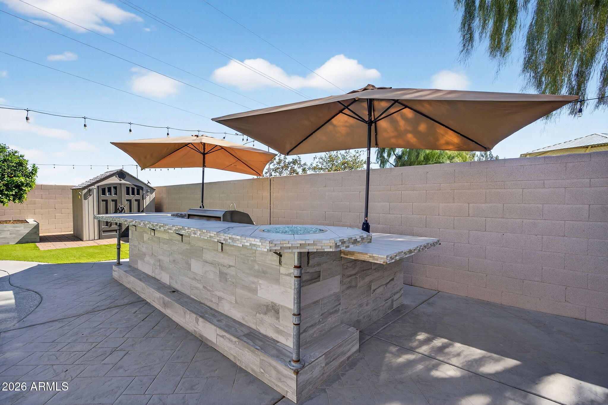 22443 N DAVIS Way