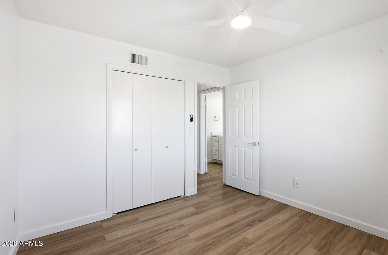 623 W Guadalupe Road 215