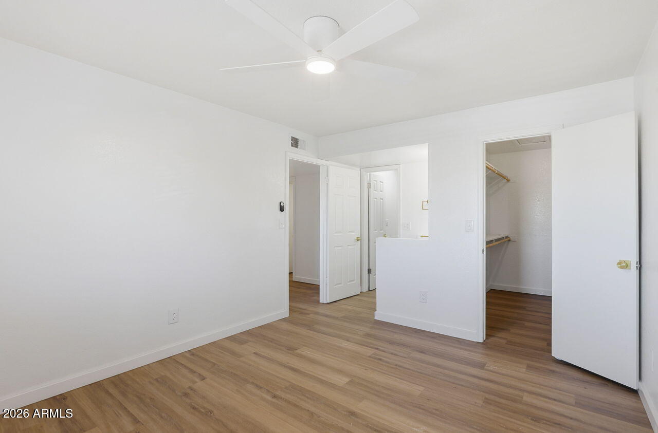 623 W Guadalupe Road 215