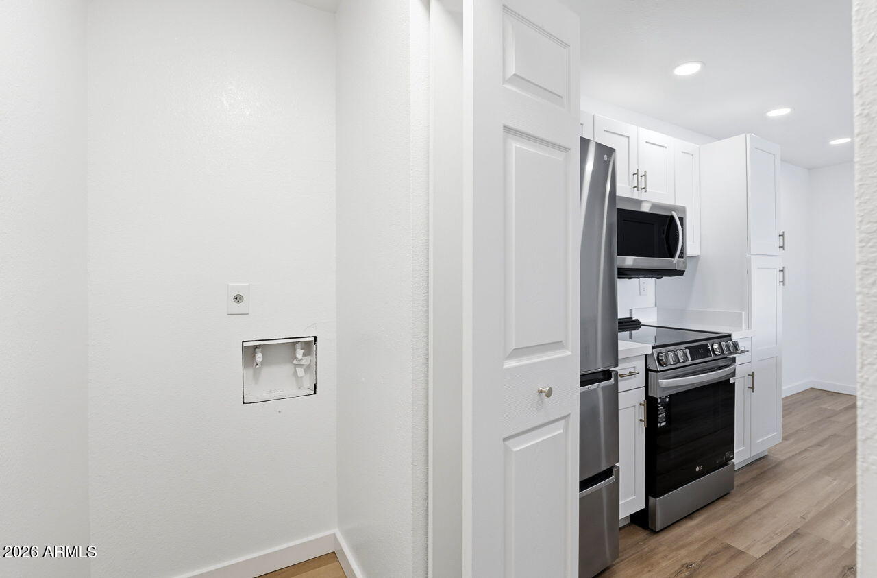 623 W Guadalupe Road 215