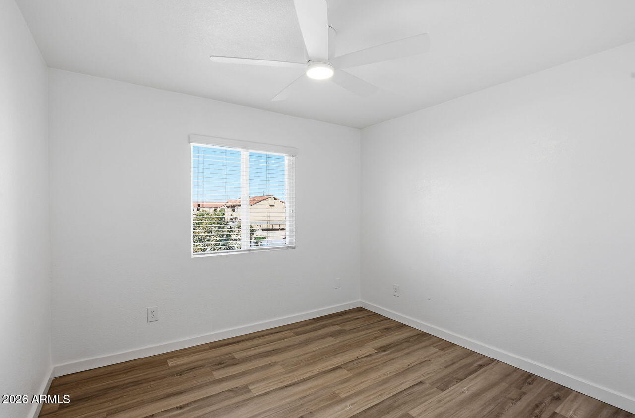623 W Guadalupe Road 215